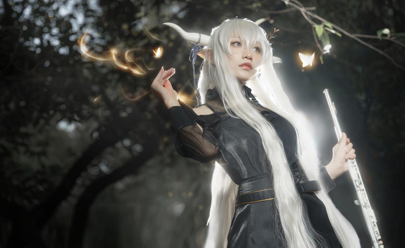 Cien恩恩 - 明日方舟闪灵[14P/37MB]