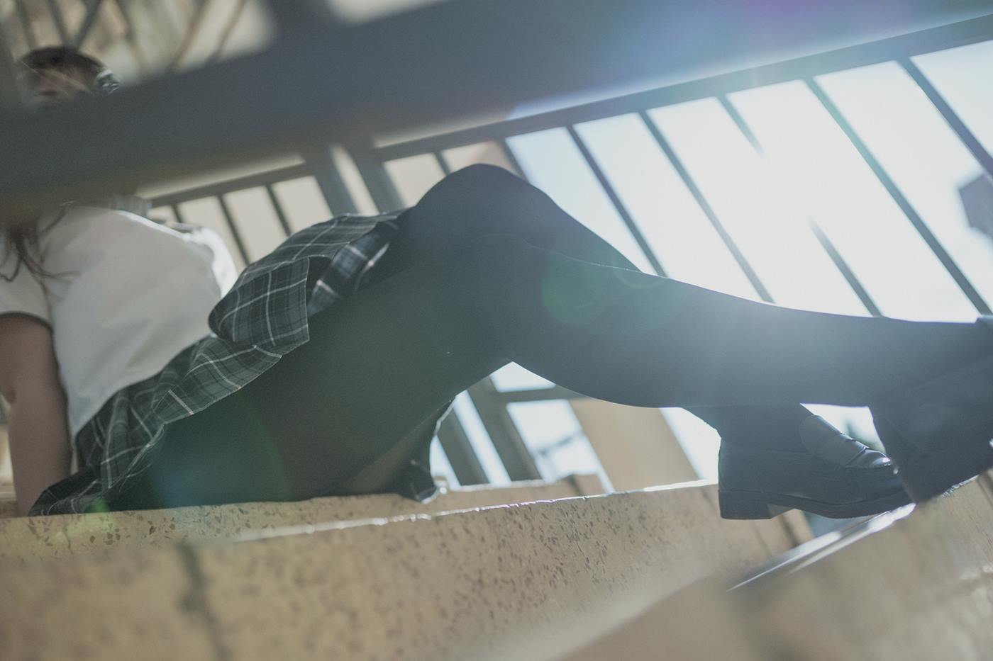 小何童鞋 汐wind [33P/155MB]