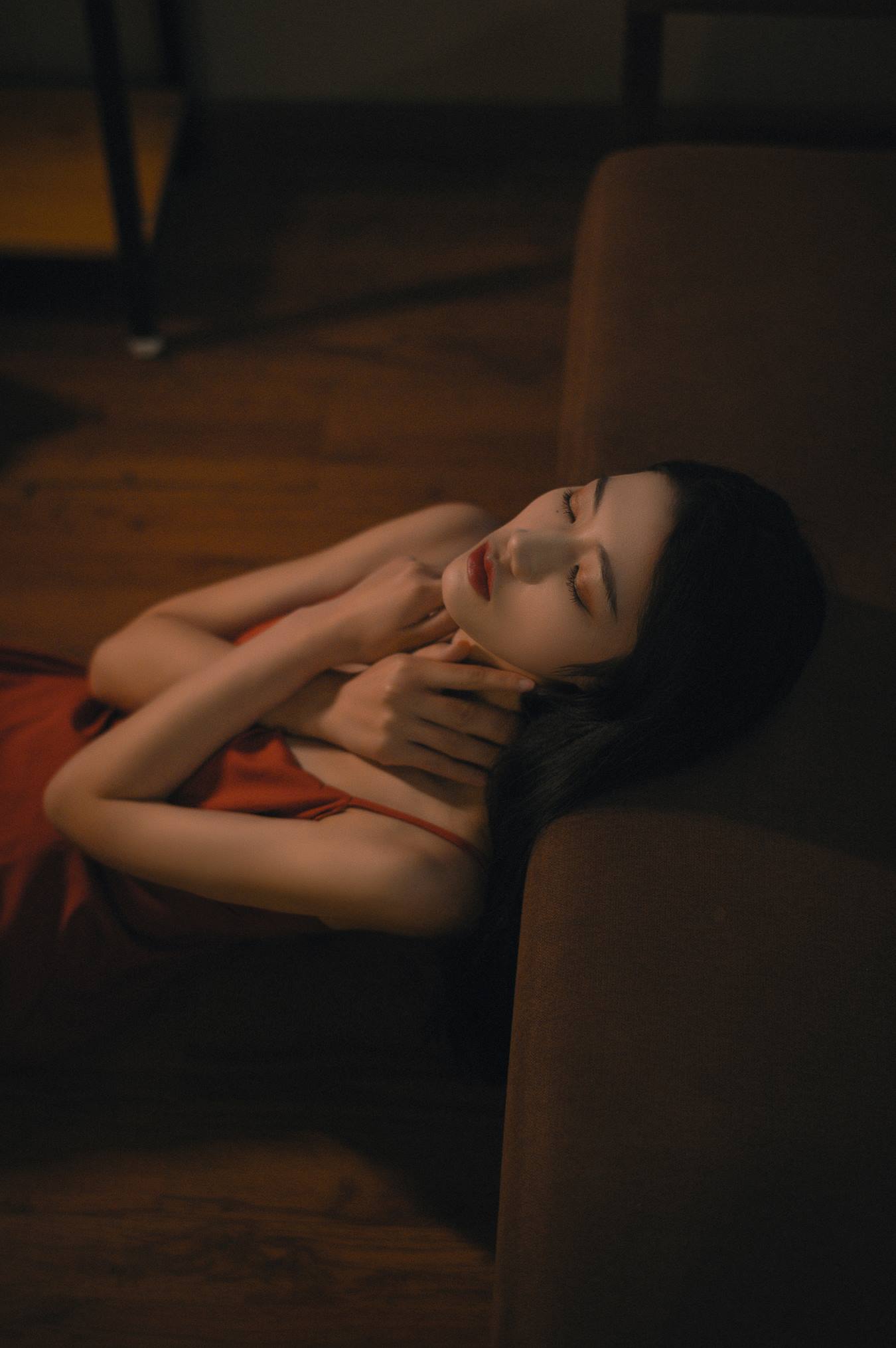 [YITUU艺图语] 2022.05.17 清冷夜 叶子 [20P/143MB]