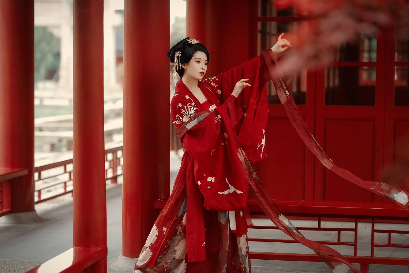 [YITUU艺图语] 2022.05.18 过华清宫 _喵喵家的小鱼干_ [22P/633MB]