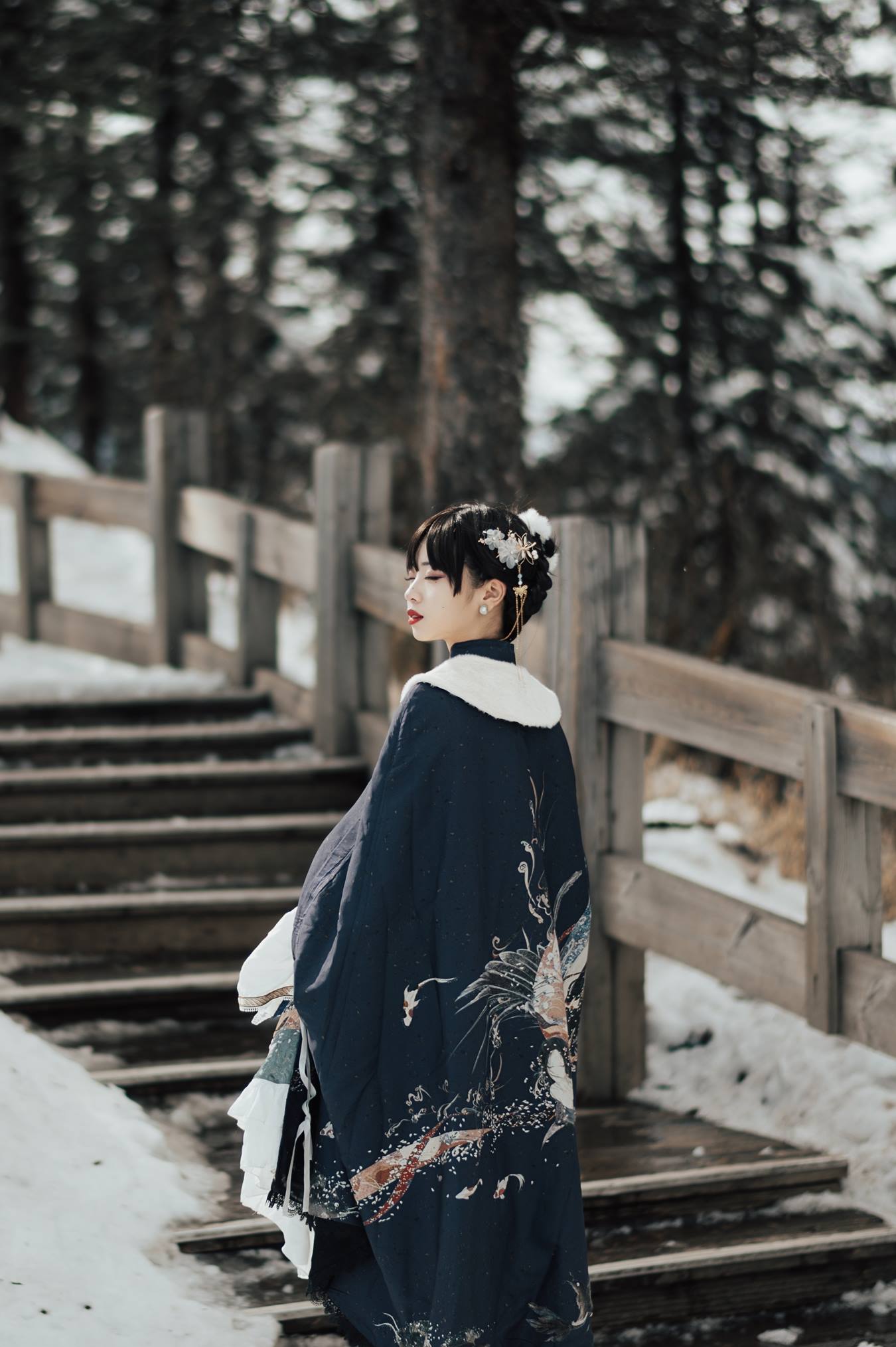 [YITUU艺图语] 2022.05.18 南山雪 池子 [22P/191MB]