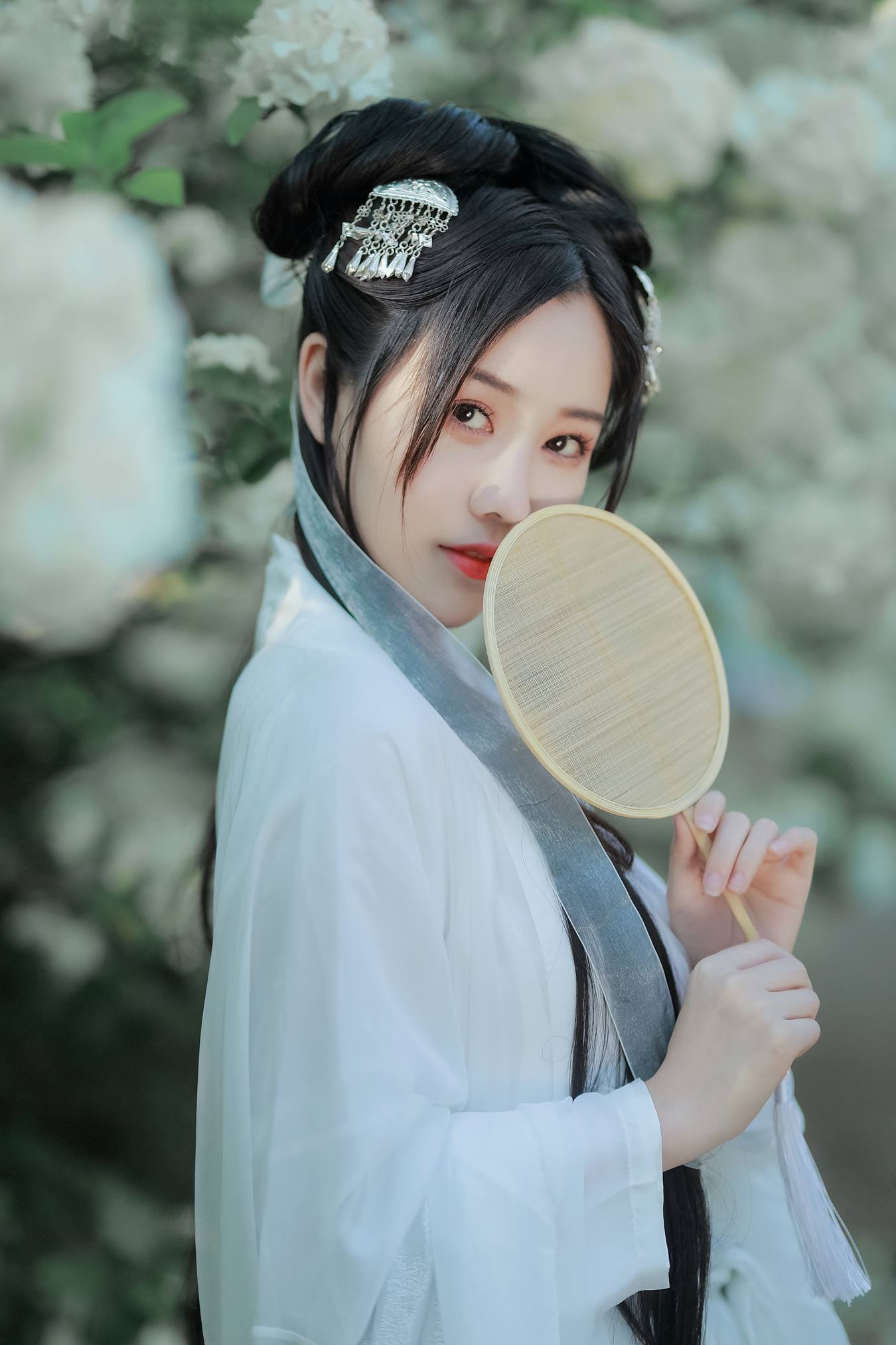 [YITUU艺图语] 2022.05.20 紫荆花开 若希icy [23P/592MB]