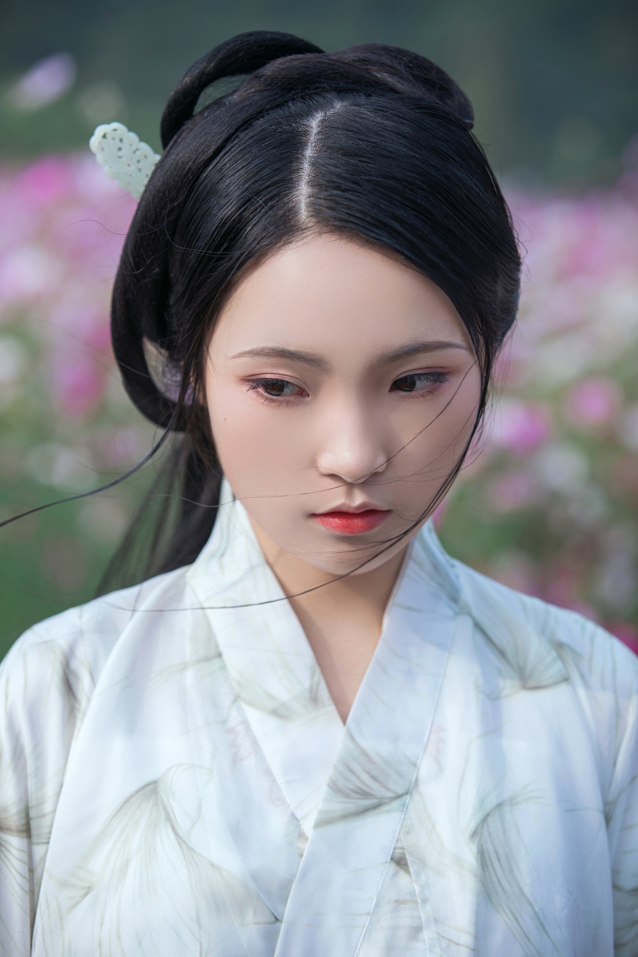 [YITUYU艺图语] 2022.05.23 娑萝 一个白鹿 [22P/274MB]