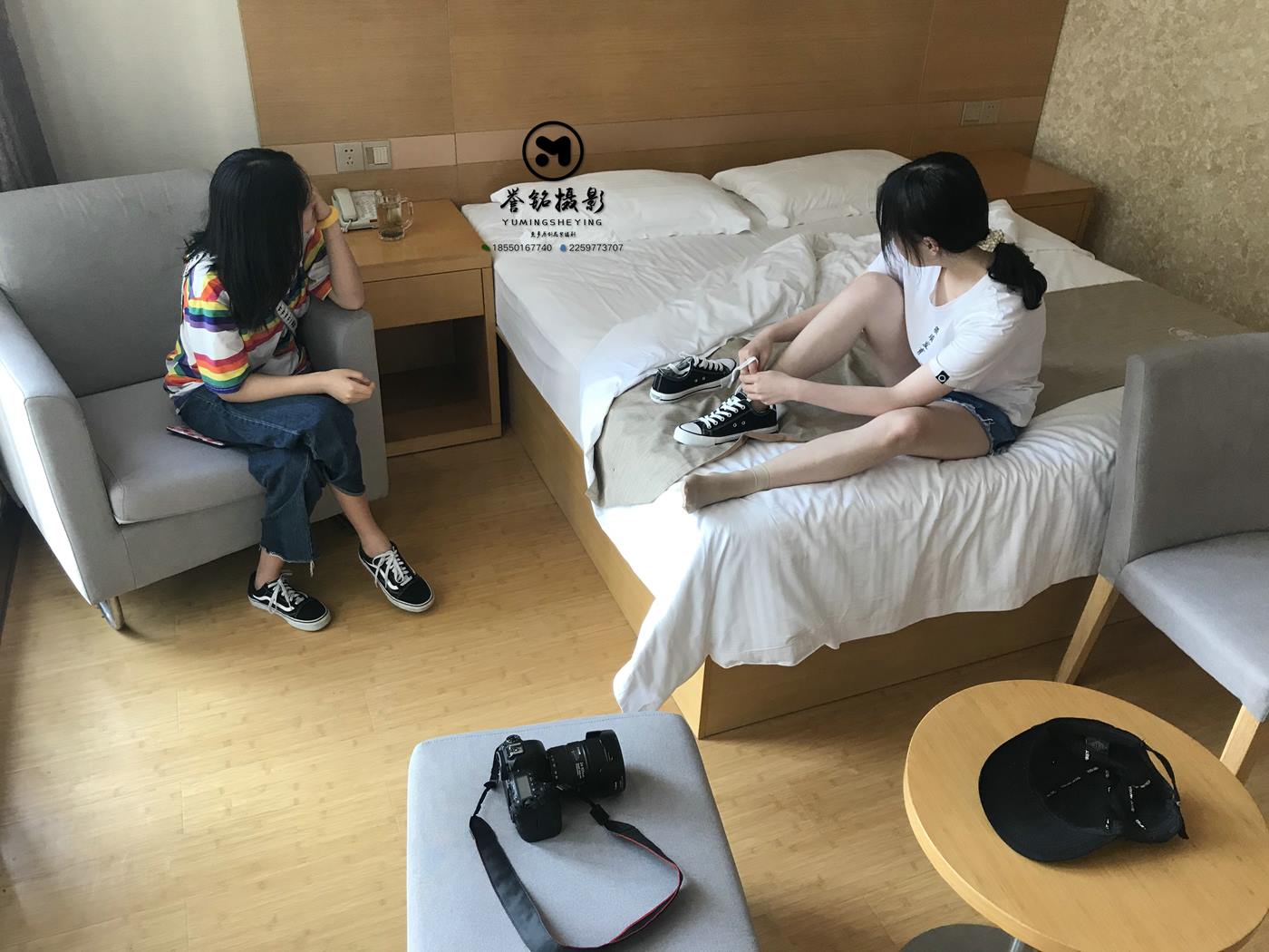 [誉铭传媒]袜足摄影 2020年《05月 幕后作品》[36P/3V/247MB]