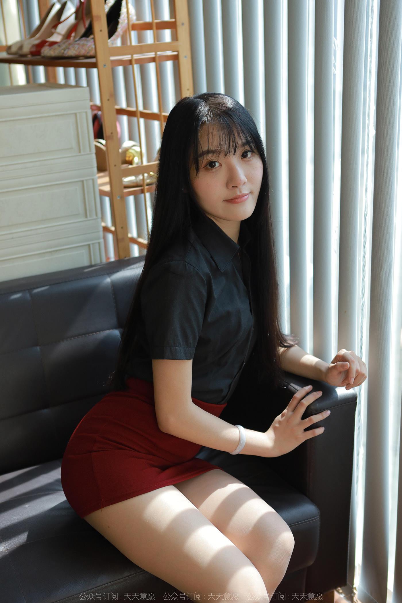 [IESS异思趣向] 2022.11.10 丝享家1264：婉萍《烈日灼丝》[73P/77.4MB]