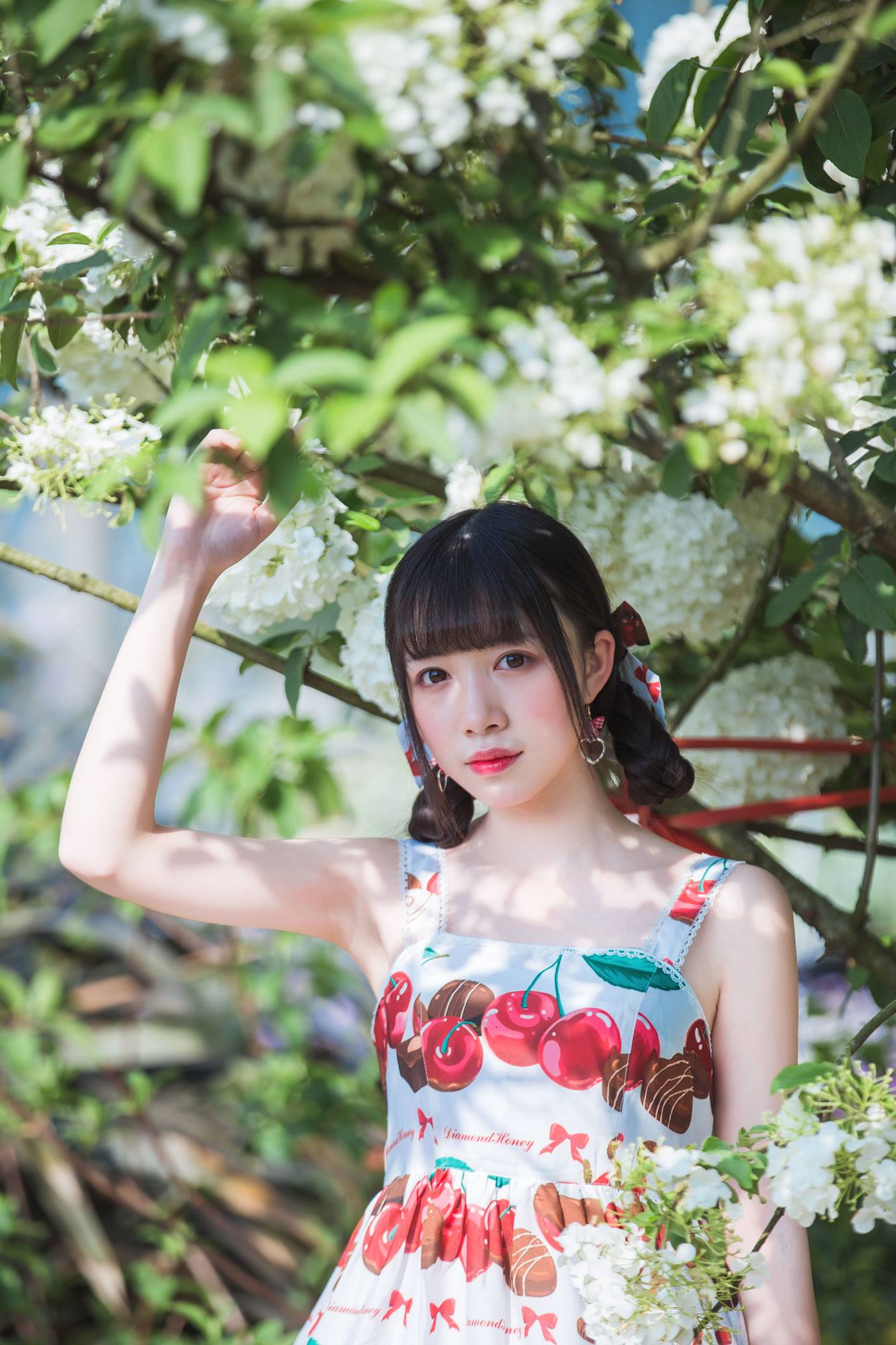 [YITUU艺图语] 2022.05.20 绣球花 小风 [43P/93MB]