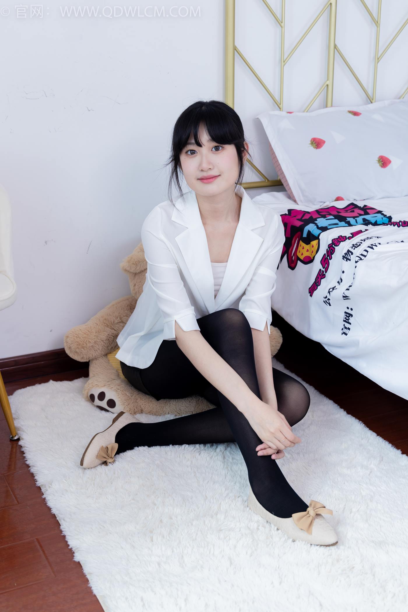 物恋传媒 NO.1569 小敏-假装忘了[168P/1V/3.87GB]