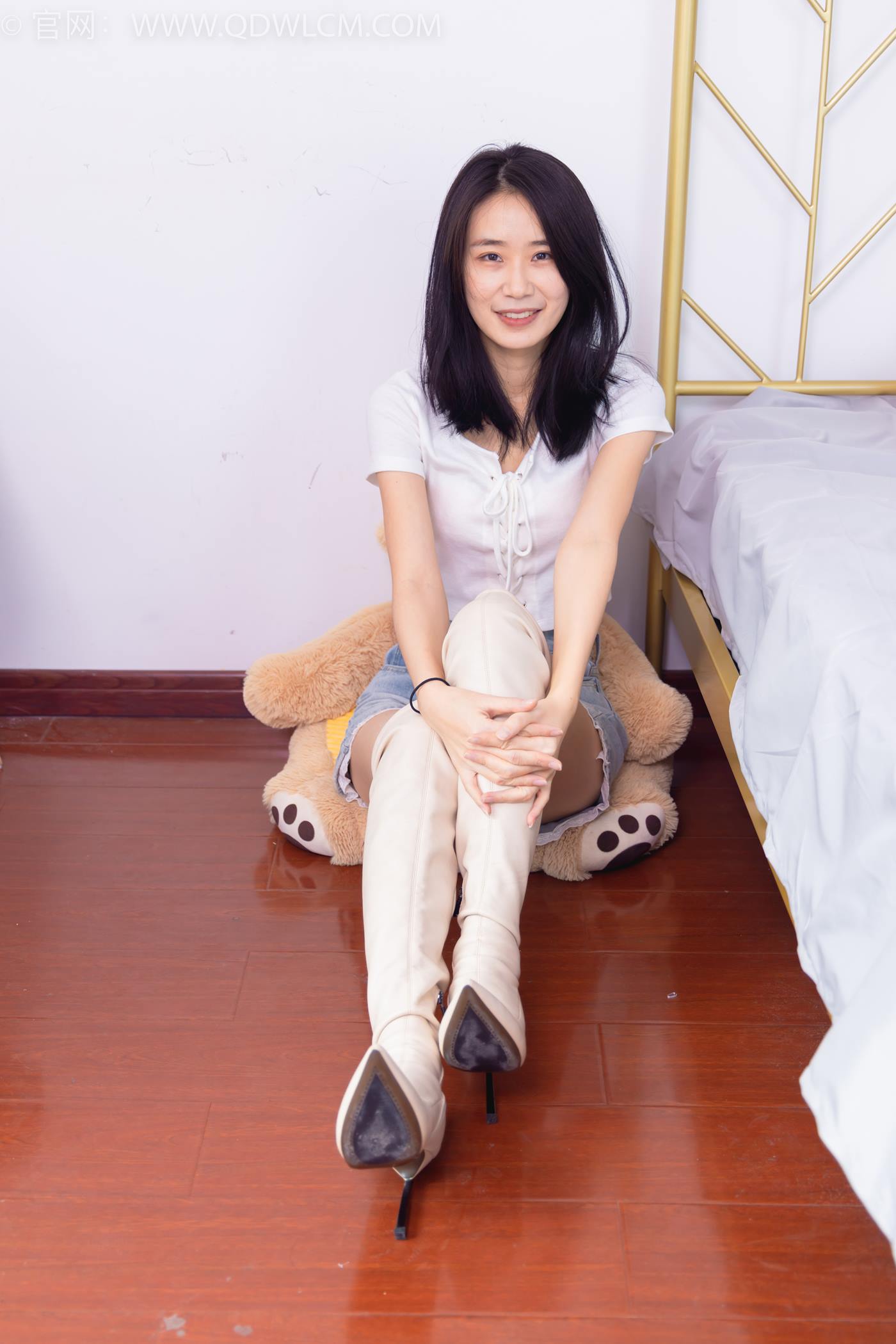 物恋传媒 NO.1552 菜菜-白色的花[177P/1V/3.92GB]