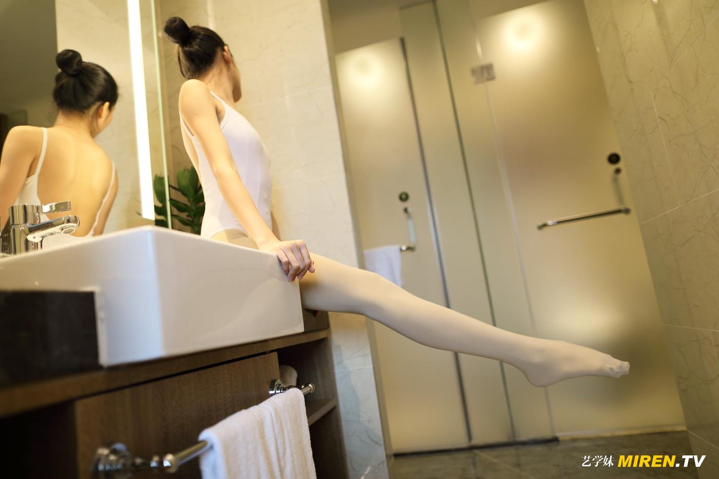 [ROSI艺学妹]2020.01.14 NO.0046[47+1P/36M]