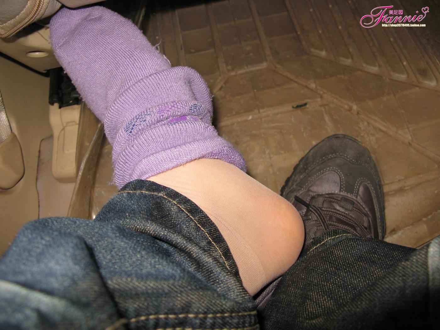 Fannie芬妮每足园 No.048 茶山温泉-丝族2 [82P/245MB]