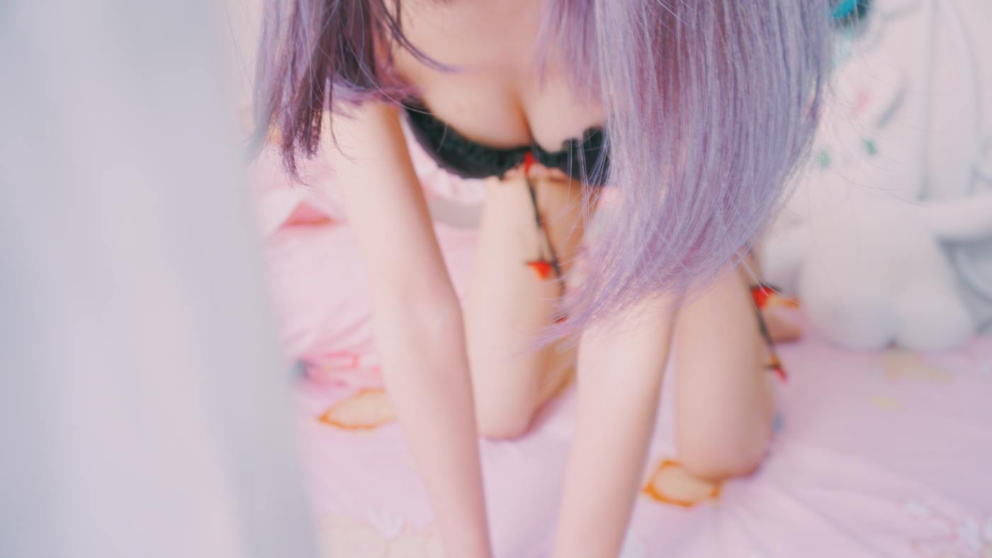 眼酱大魔王w - 小恶魔内衣[16P/17MB]