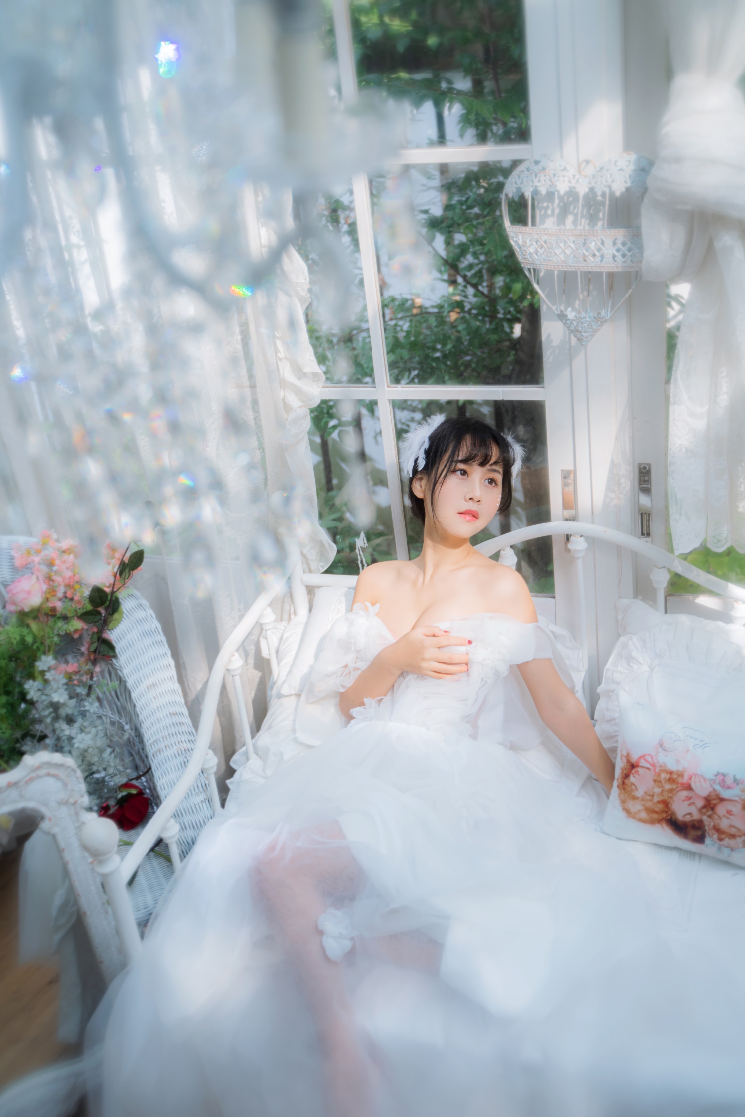 [YITUYU艺图语] 2022.05.28 纯白花嫁 萌芽儿o0 [33P/522MB]