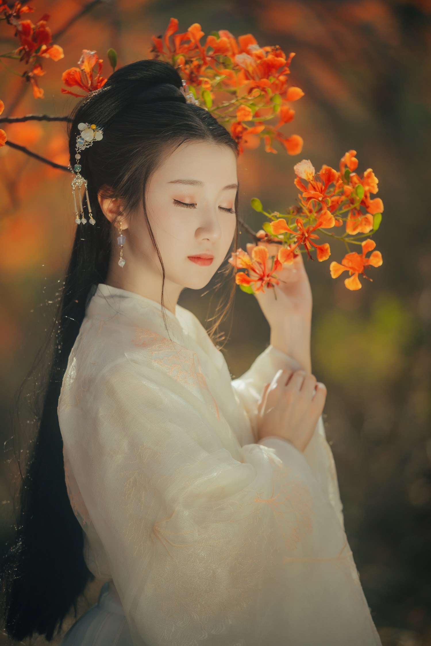 [YITUYU艺图语] 2022.05.28 凤凰花开 粥米饭 [26P/415MB]