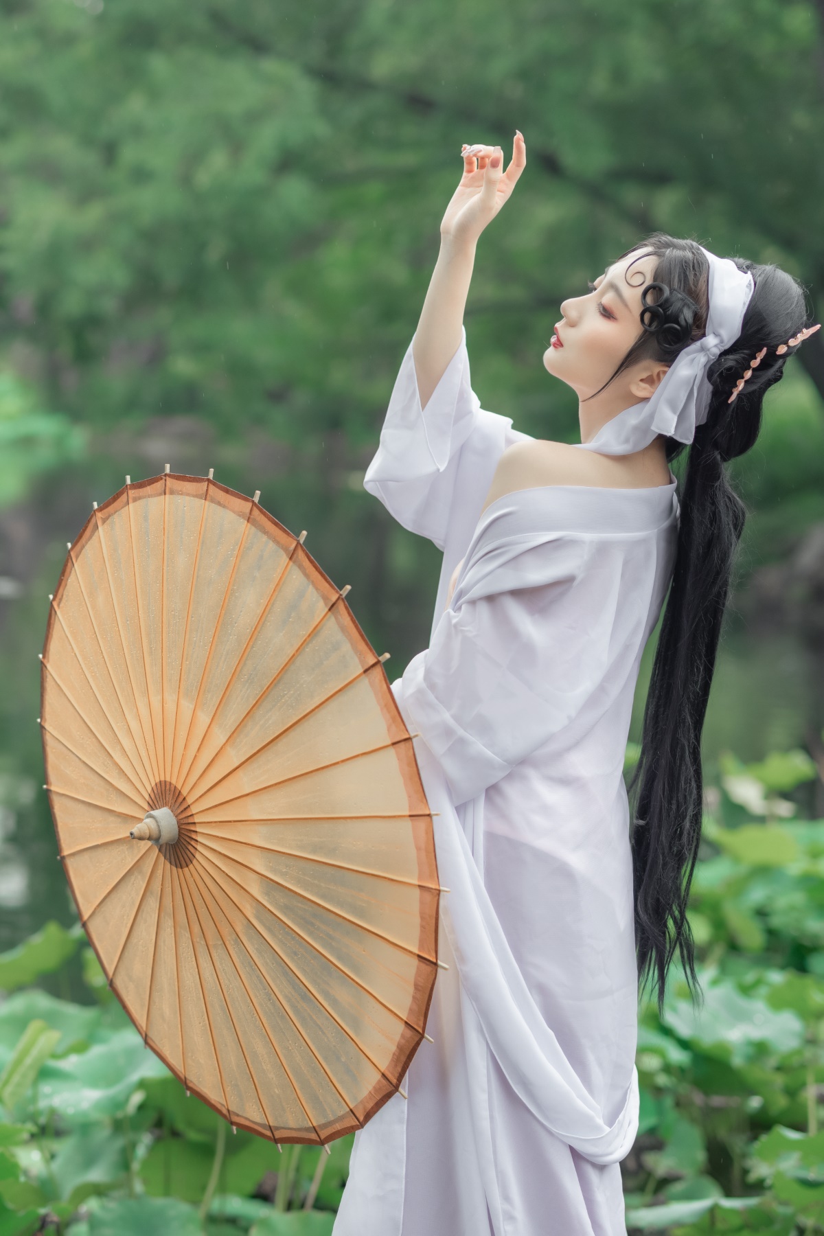 [YITUYU艺图语] 2022.06.03  白蛇传奇 兔子Zzz不吃胡萝卜 [25P/129MB]