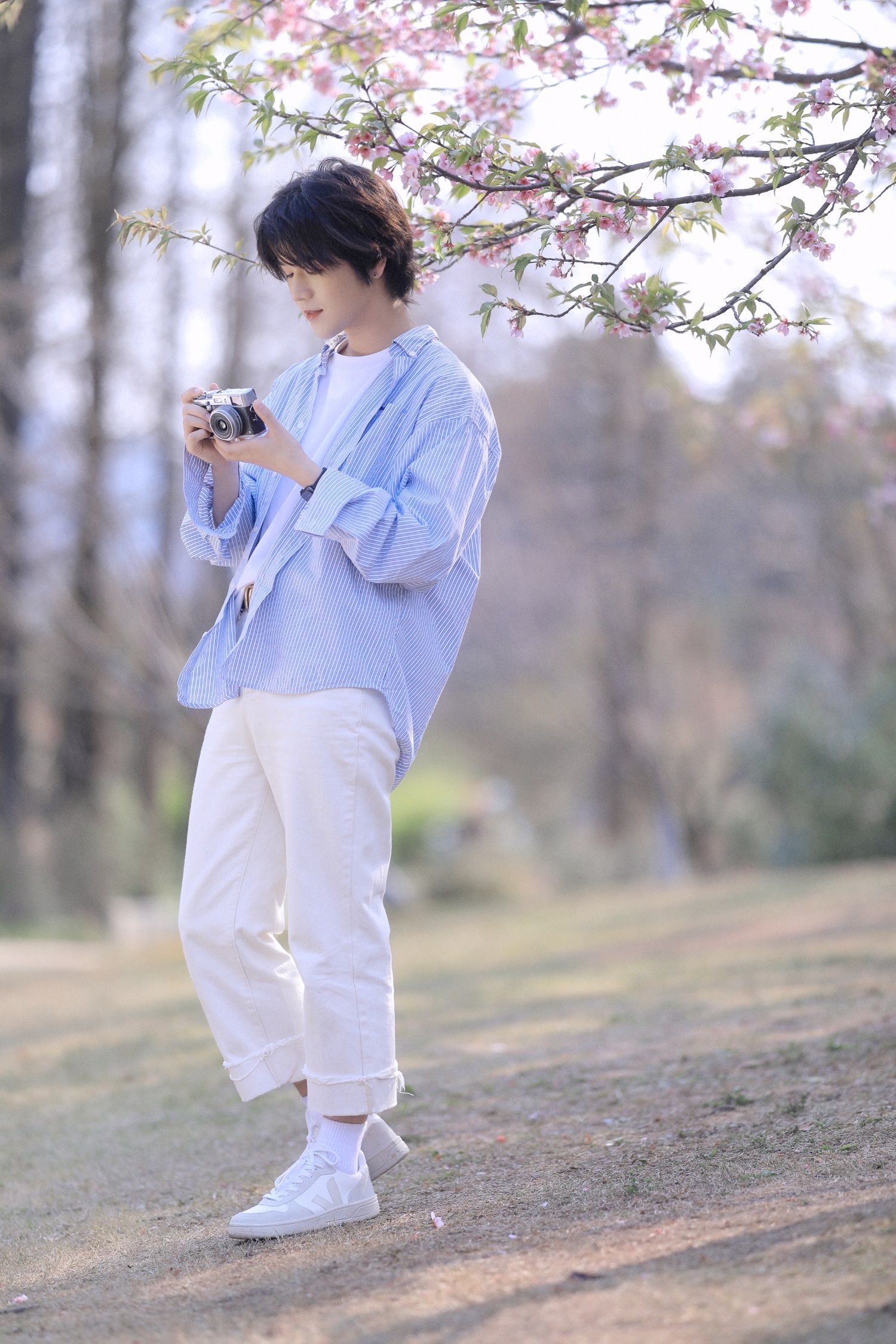 [YITUYU艺图语] 2022.05.29 樱花少年 李宇轩Yashon [23P/753MB]