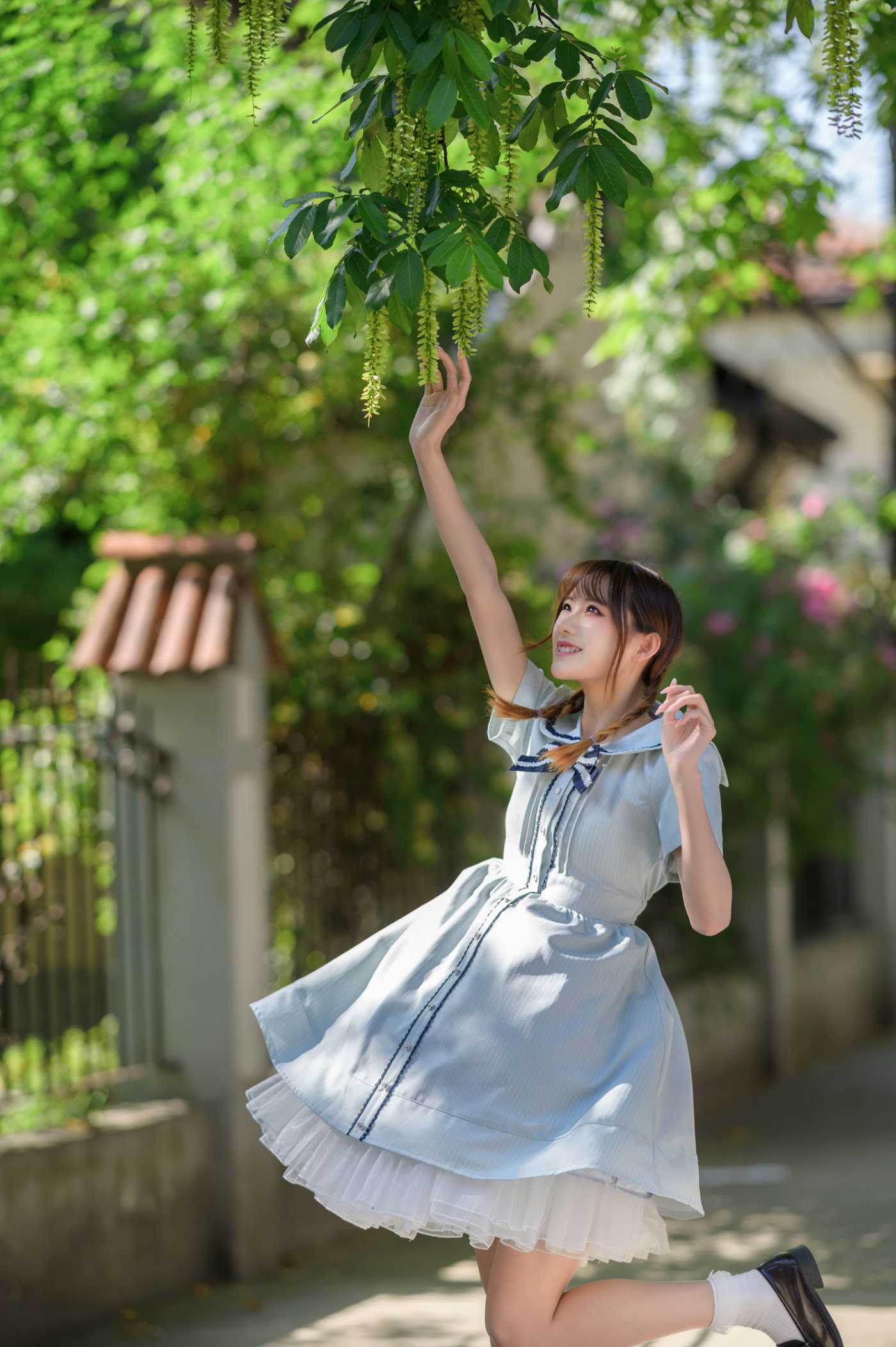 [YITUYU艺图语] 2022.06.05 家门口的小幸运 兔子Zzz不吃胡萝卜 [33P/329MB]