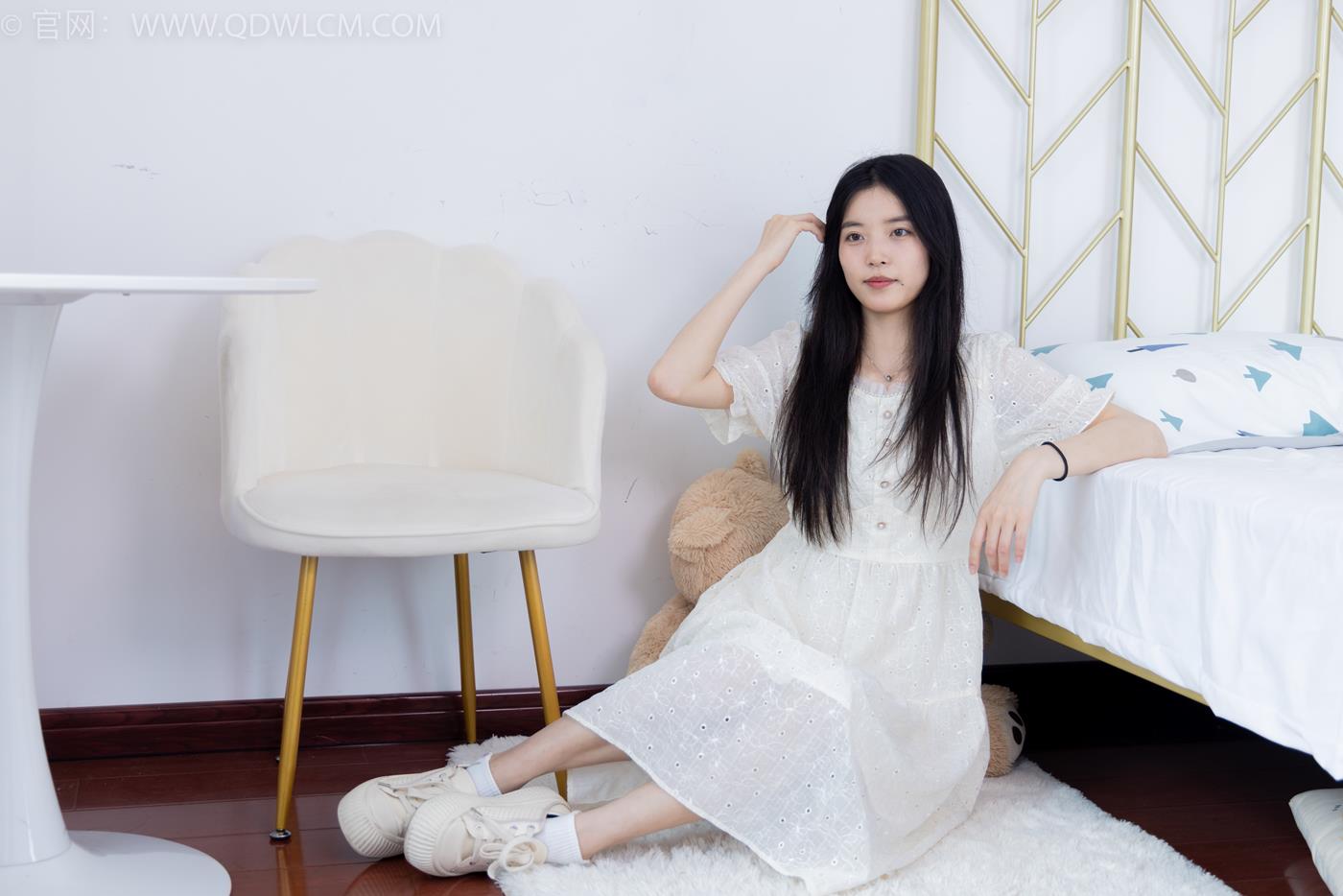 物恋传媒 NO.1600 茯苓-雨后傍晚[150P/1V/3.51GB]