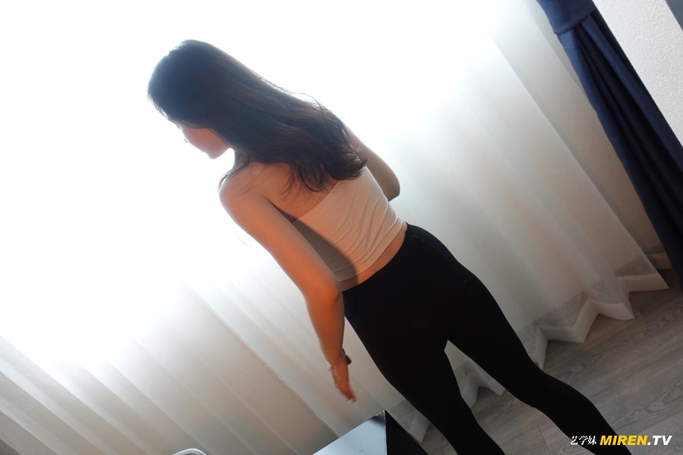 [ROSI艺学妹]2020.07.16 NO.151[25+1P/29MB]