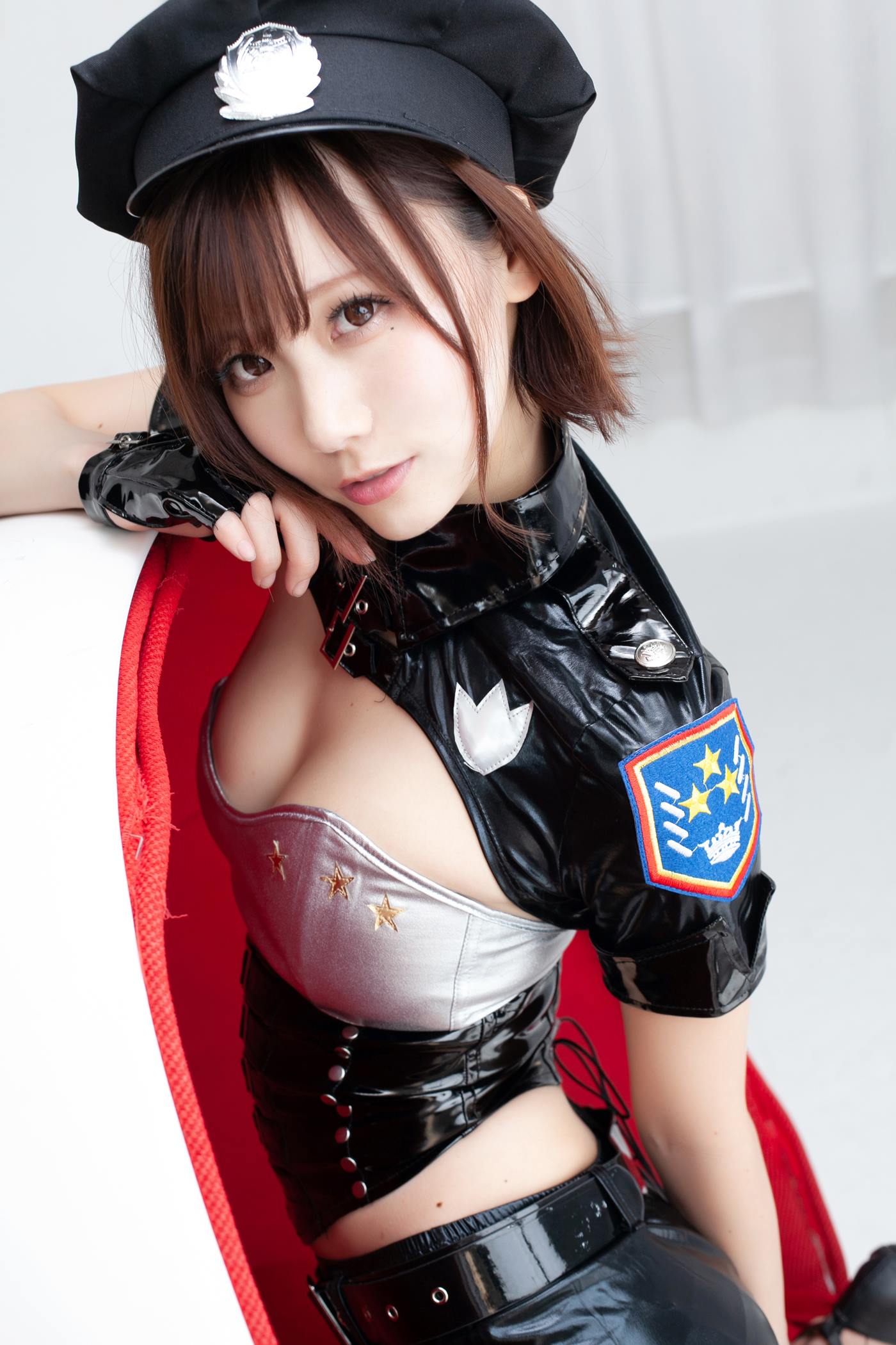 网紅Coser@けん研(けんけん) 妄想おしごと[201P/539MB]