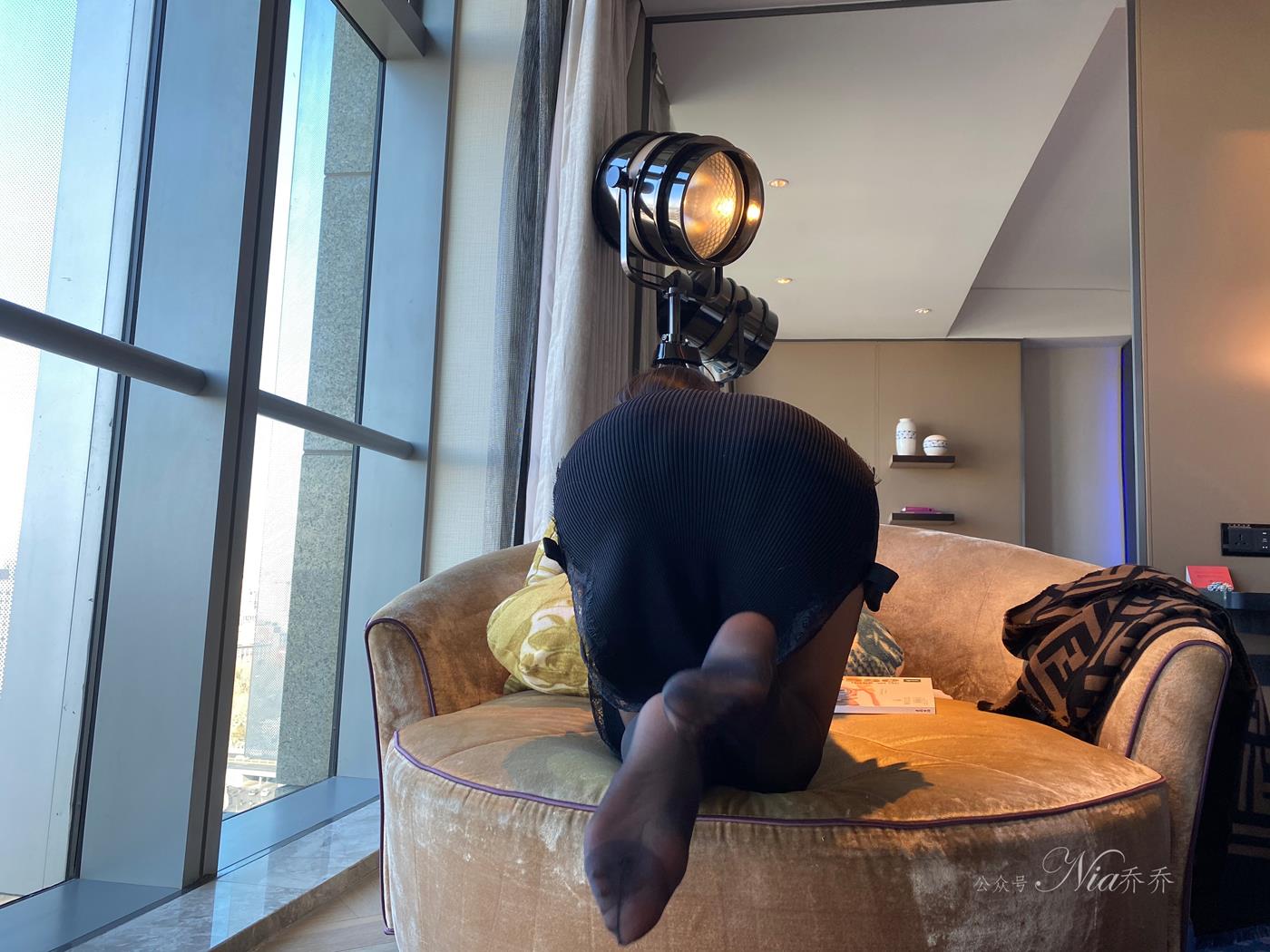 安乔乔 年会过后 [76P/381M]