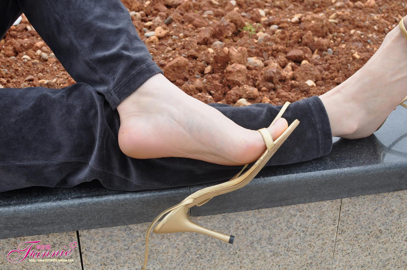 Fannie芬妮每足园 No.096 春江水暖丫先知4 [69P/200MB]