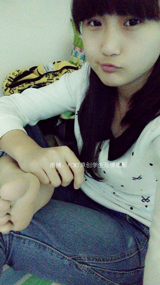 FCMZ原创学生足模摄影 No.054 信念 [33P/3V/294MB]