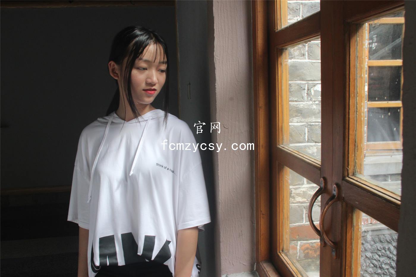 FCMZ原创学生足模摄影 No.037 皮皮 [180P/118MB]