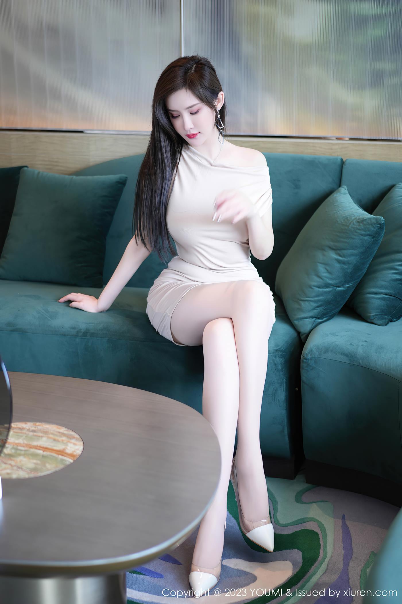 [YOUMI尤蜜荟] 2023.06.29 VOL.957 Carol周妍希 丰腴美臀[81P/744MB]
