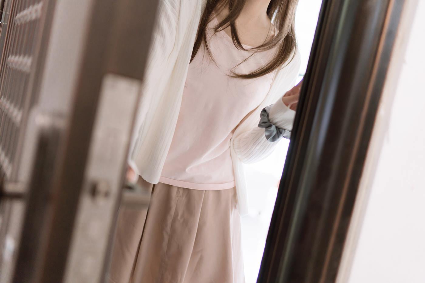 眼酱大魔王w - 人妻丝袜红茶[56P/991MB]