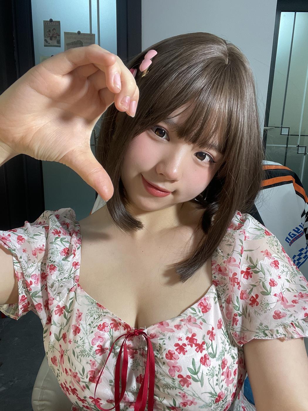 葱油饼  碎花裙[18P/28MB]