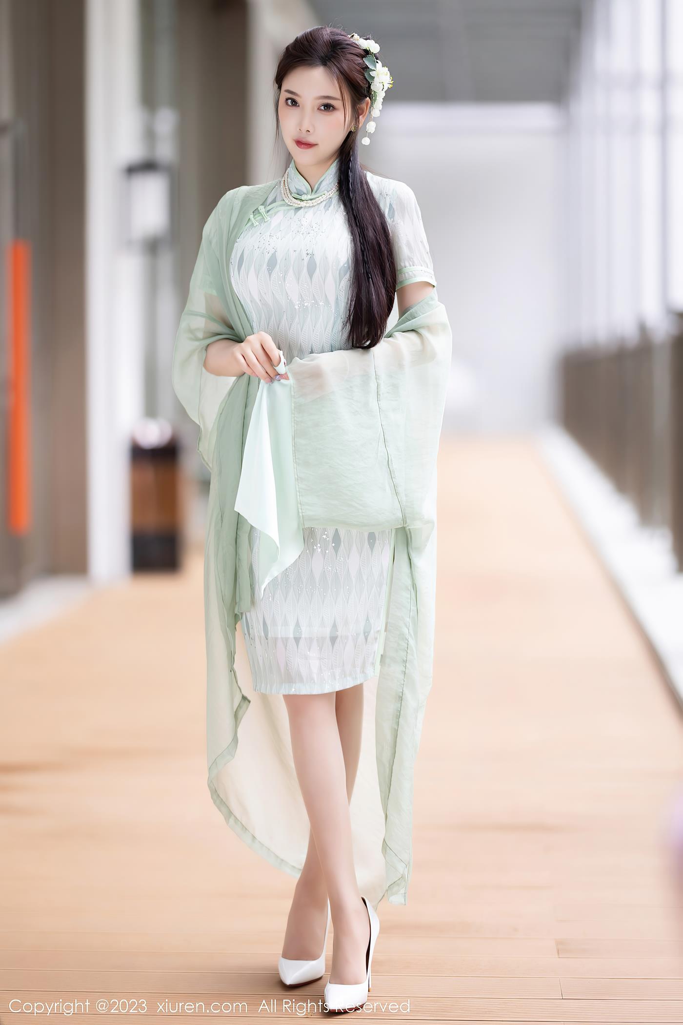 [Xiuren秀人网]2023.06.27 NO.6983 杨晨晨Yome[84+1P/683MB]