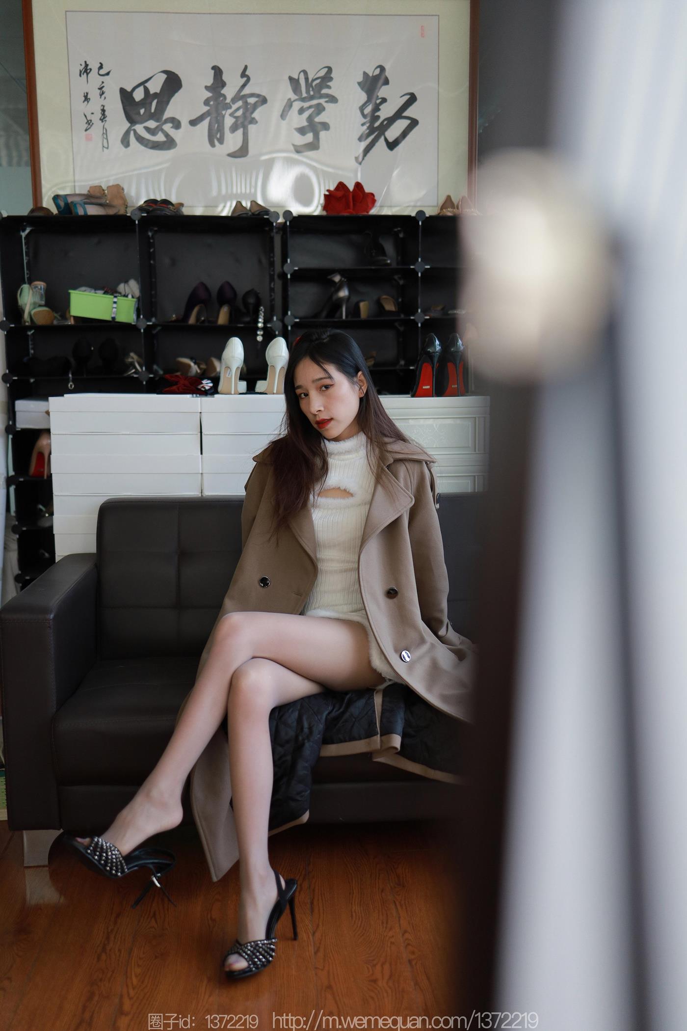 [IESS异思趣向] 2023.01.01 丝享家1316：美子《外套短裙》[88P/90MB]