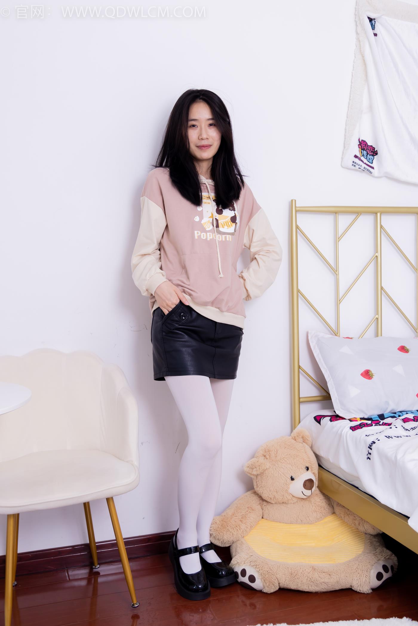 物恋传媒 NO.1610 菜菜-深海牢笼[150P/1V/3.32GB]