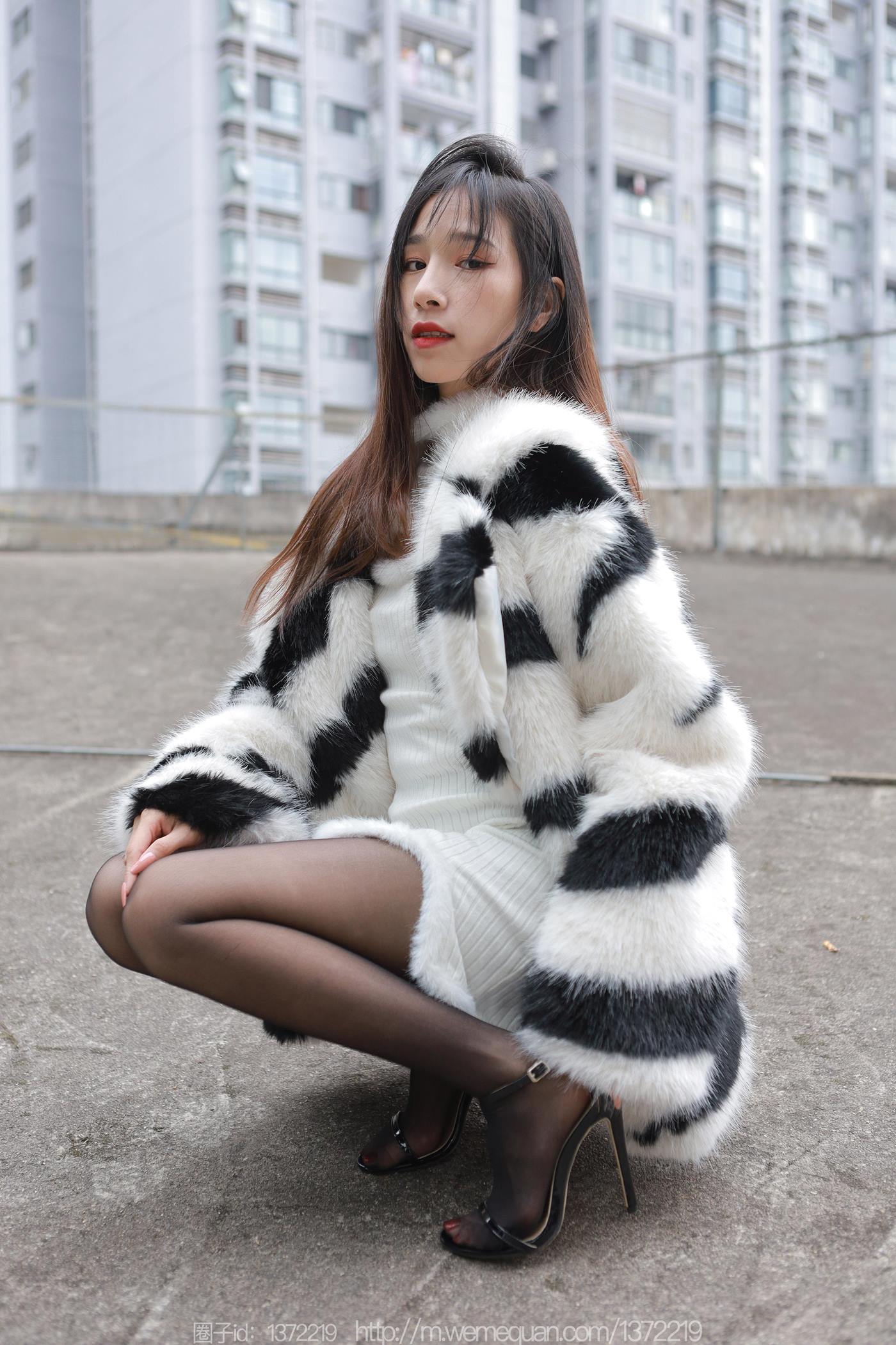 [IESS异思趣向] 2022.12.29 丝享家1313：美子《冬季穿搭》[88P/117MB]