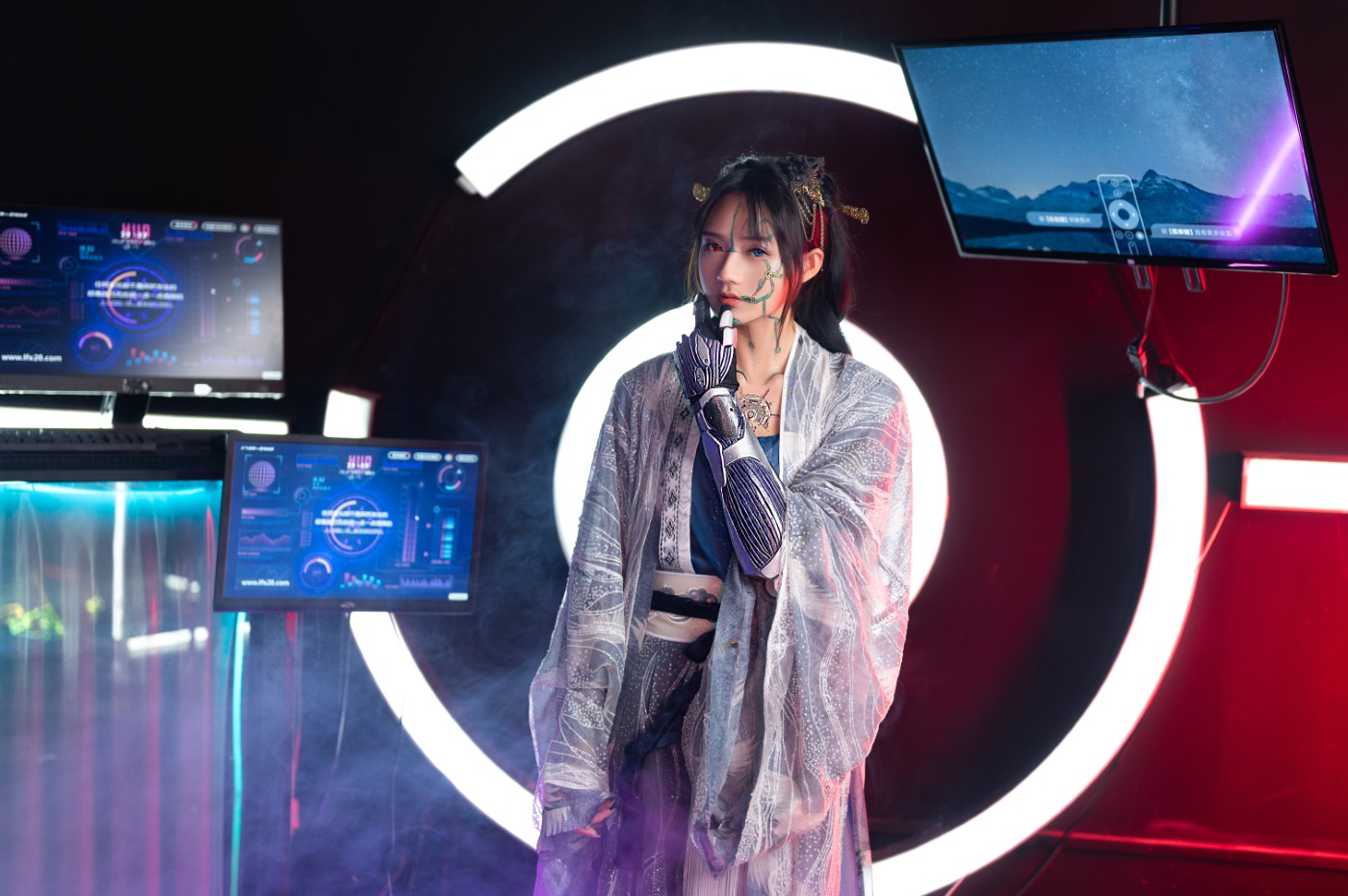 [YITUYU艺图语] 2022.06.11 未来姬器 兔子Zzz不吃胡萝卜 [43P/561MB]