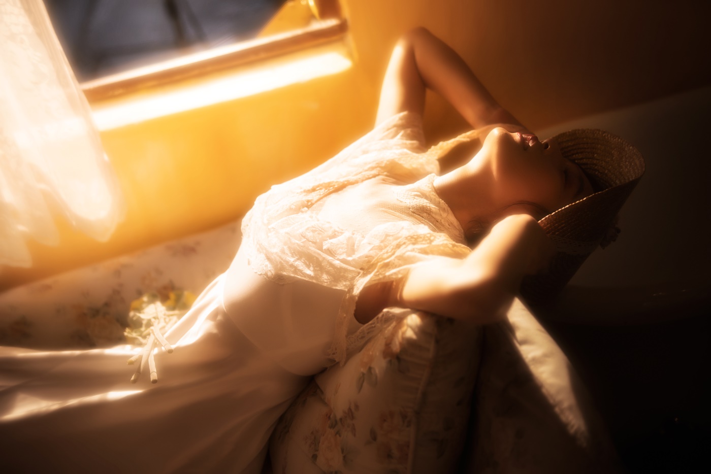 [YITUYU艺图语] 2022.06.10 秋意渐浓 奶文文 [29P/676MB]