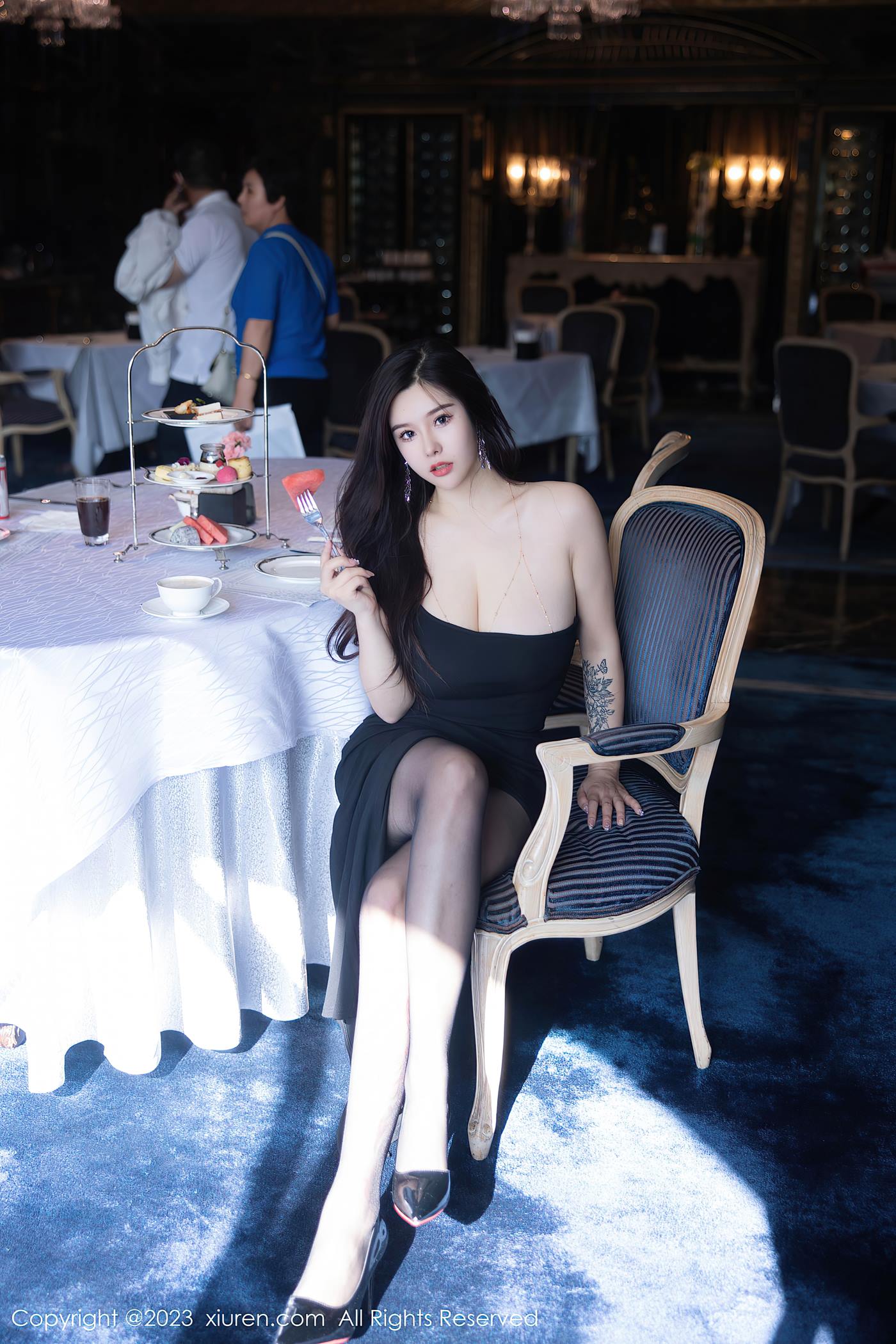 [Xiuren秀人网]2023.06.26 NO.6973 周思乔Betty[80+1P/700MB]