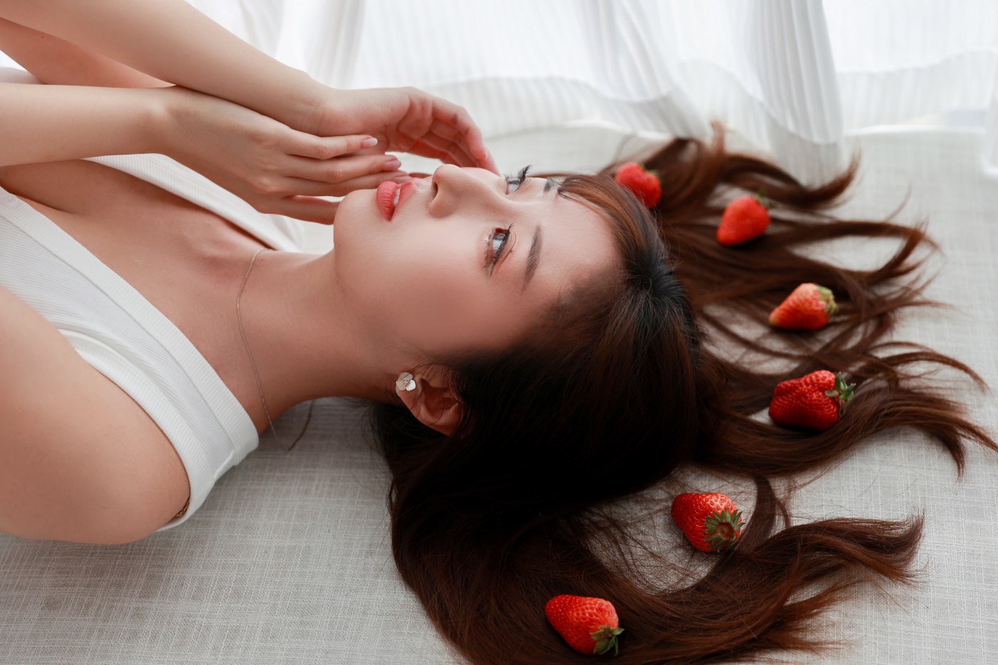 [YITUYU艺图语] 2022.06.15 百叶窗 小朋宇 [35P/279MB]