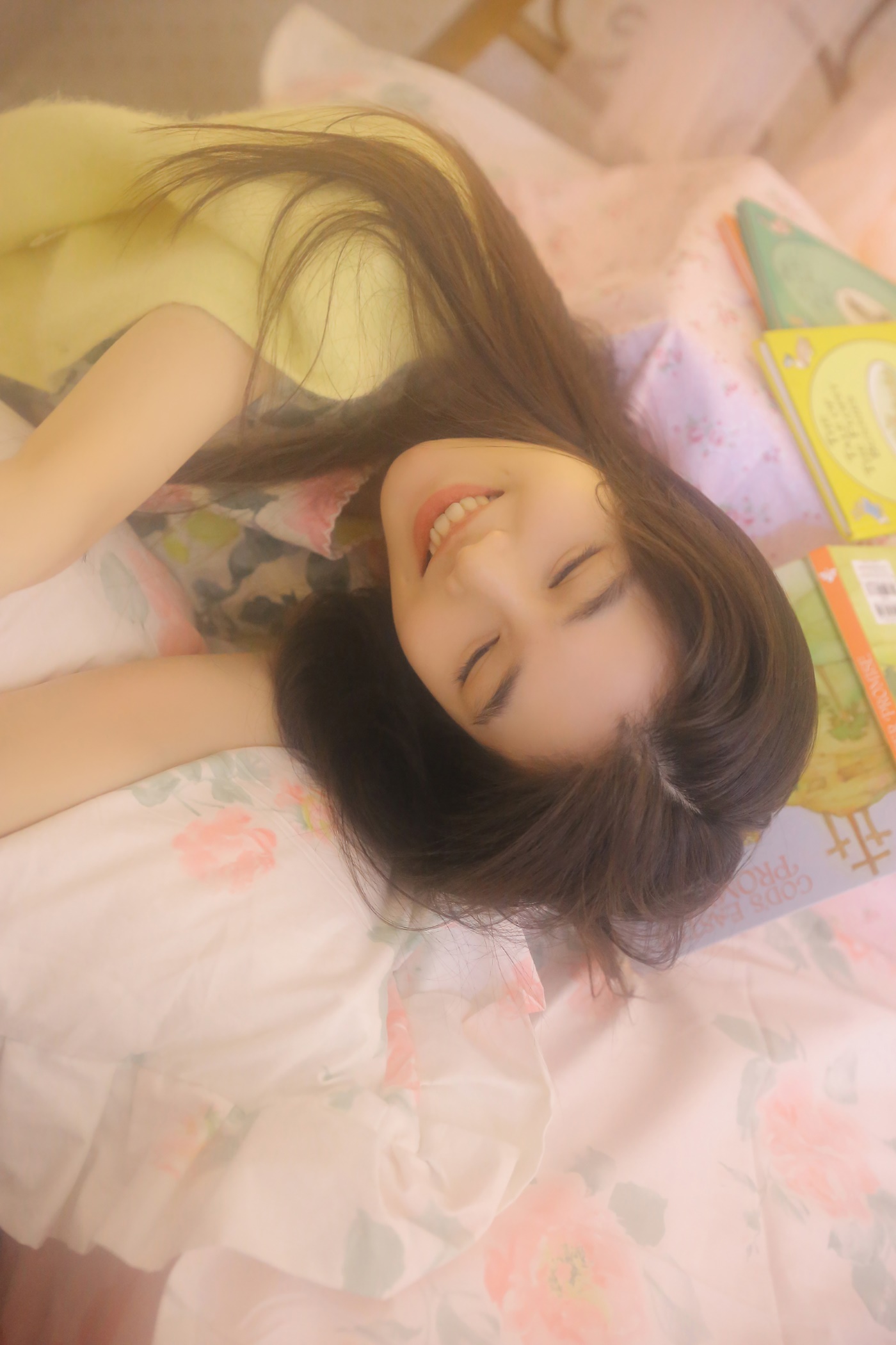 [YITUYU艺图语] 2022.06.15 少女征途 凡凡 [35P/141MB]