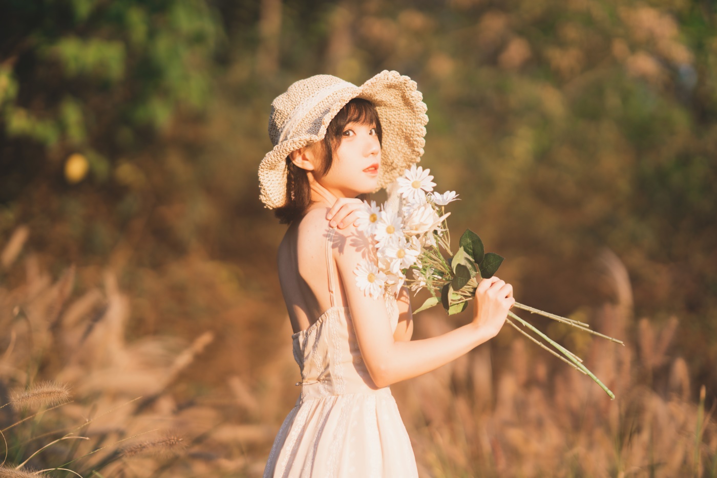 [YITUYU艺图语] 2022.06.09 贩卖黄昏 花柒Hana [26P/456MB]