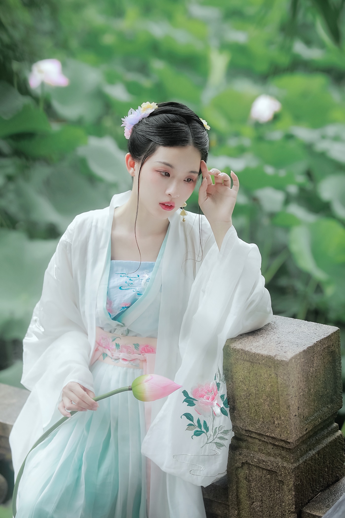 [YITUYU艺图语] 2022.06.16 采莲曲 _喵喵家的小鱼干_ [23P/393MB]