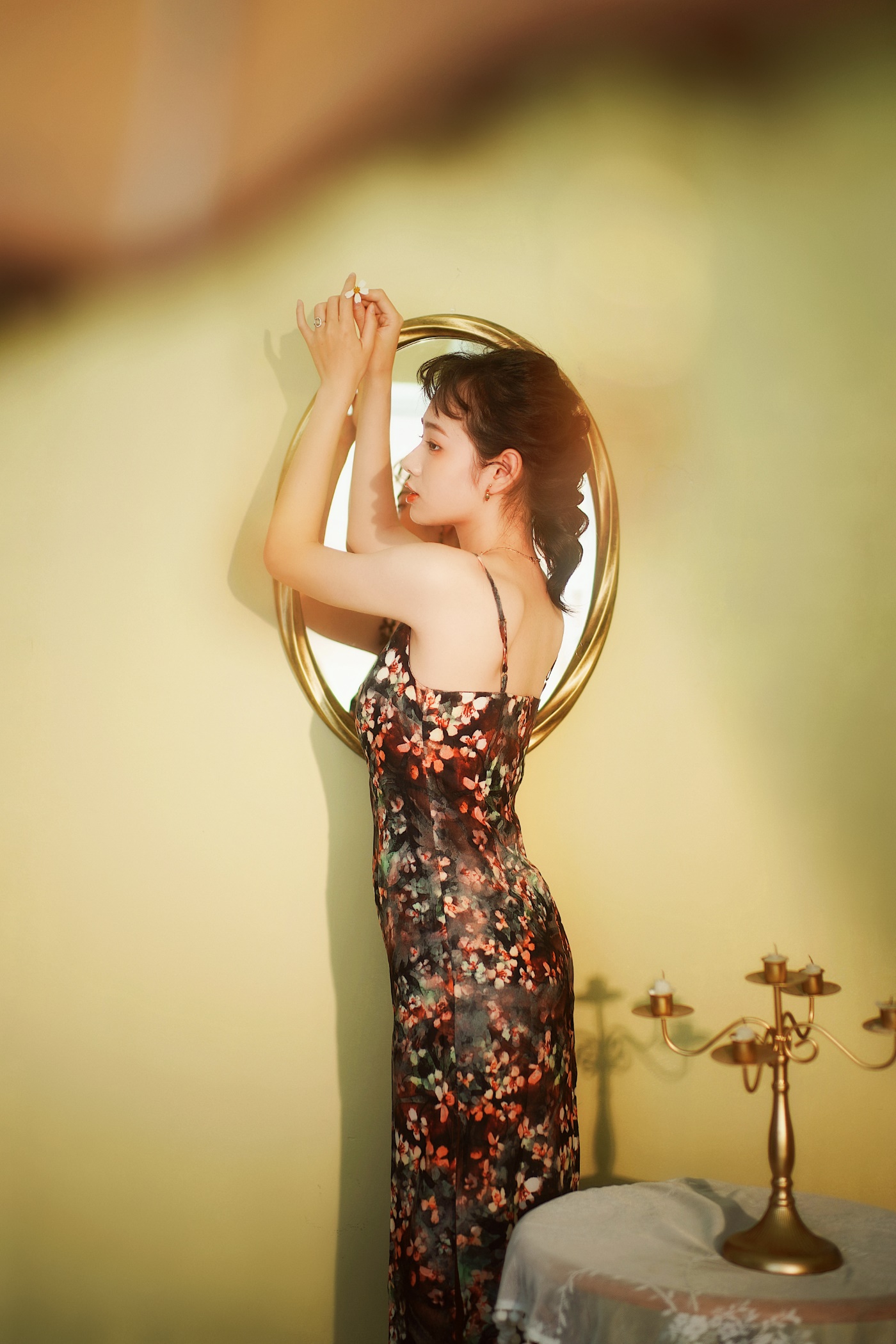 [YITUYU艺图语] 2022.06.16 黄昏的独奏 小树 [26P/109MB]