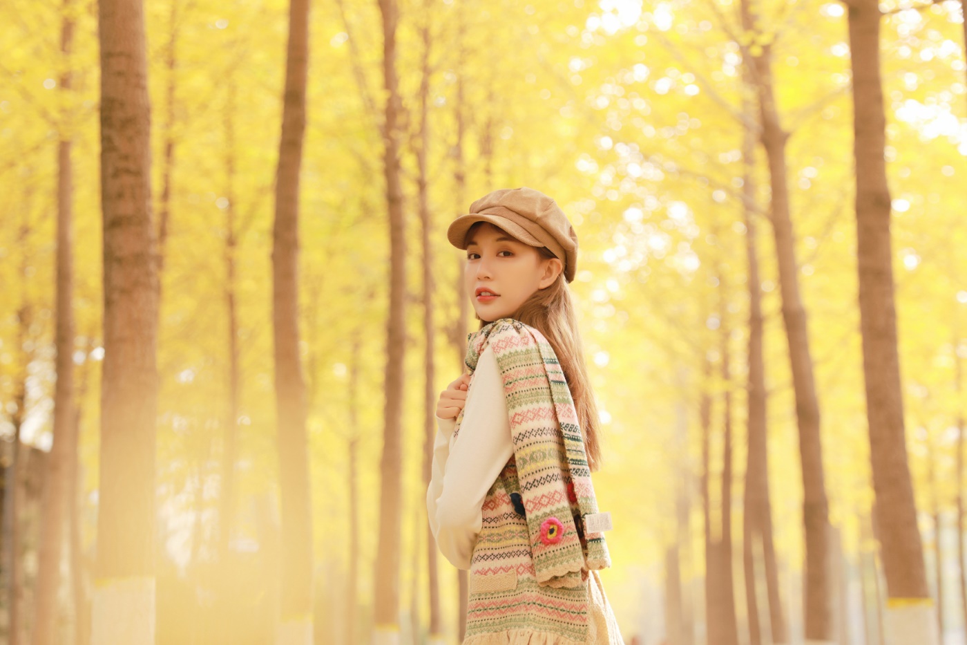 [YITUYU艺图语] 2022.06.16 人间忽晚 山河已秋 璐璐 [23P/365MB]