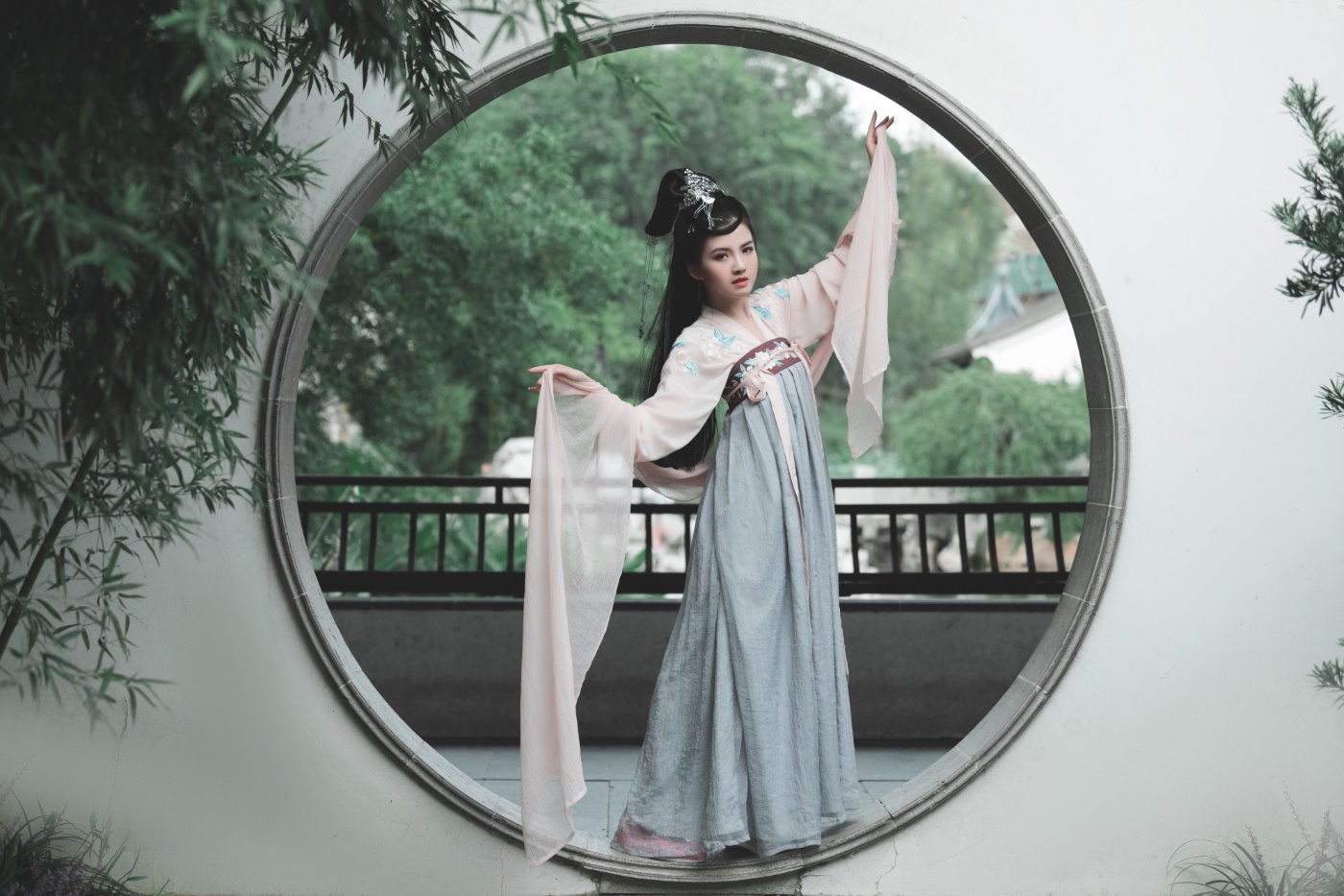 [YITUYU艺图语] 2022.06.10 莺歌 Dtifa丁小妮 [29P/593MB]