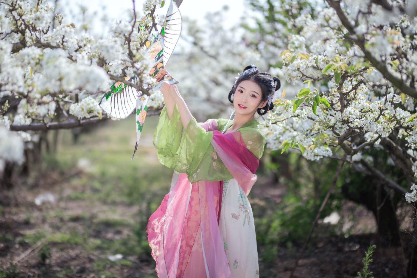 [YITUYU艺图语] 2022.06.11 春晴 nya酱的铃铛铛 [22P/65MB]