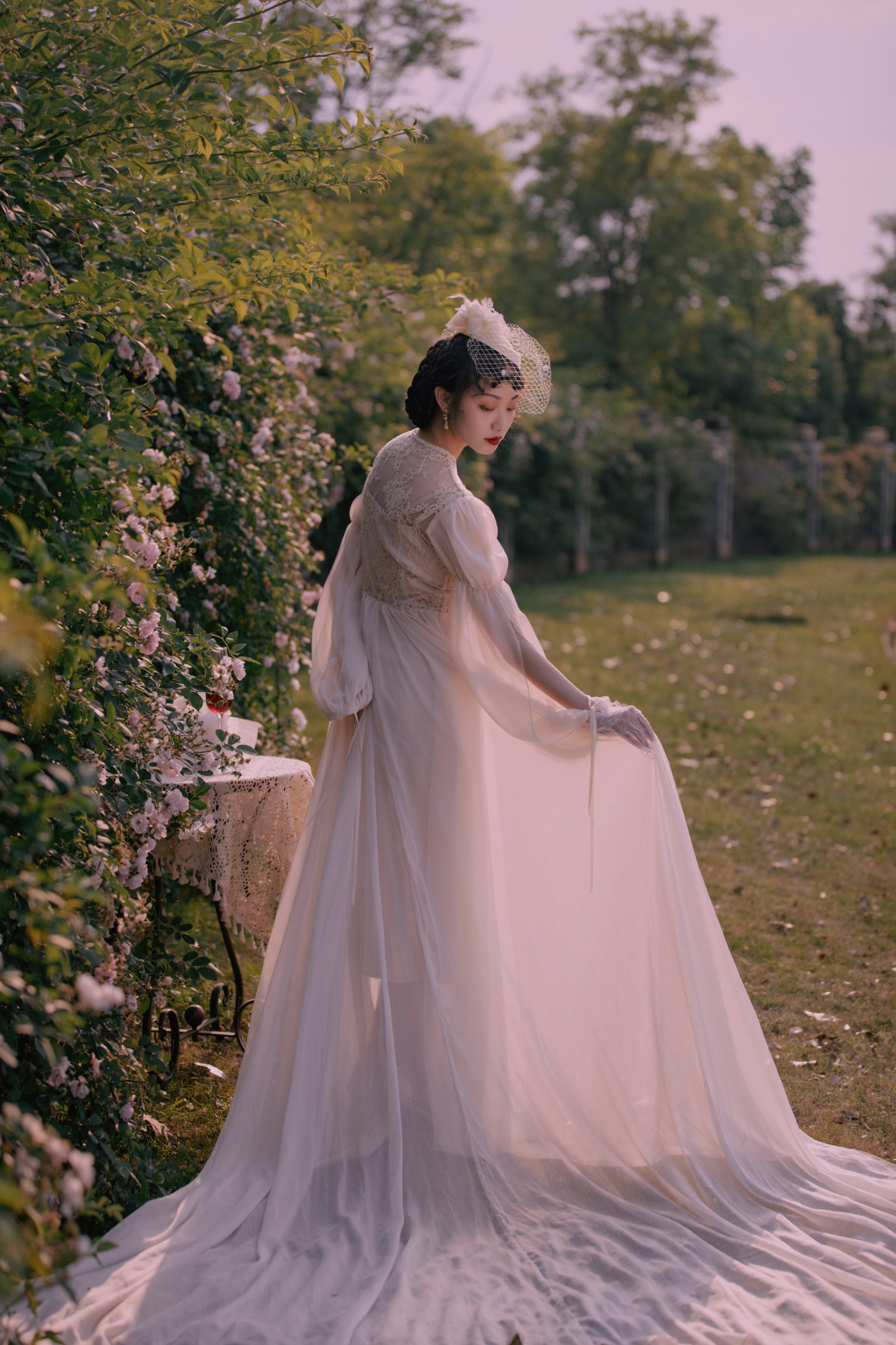 [YITUYU艺图语] 2022.06.16 蔷薇有你 凌子兮 [23P/406MB]