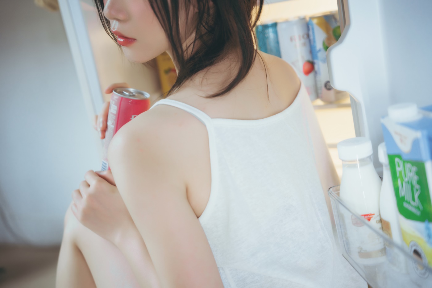 [YITUYU艺图语] 2022.06.19 在家摆烂的时光 诚信肥宅seiya [35P/904MB]