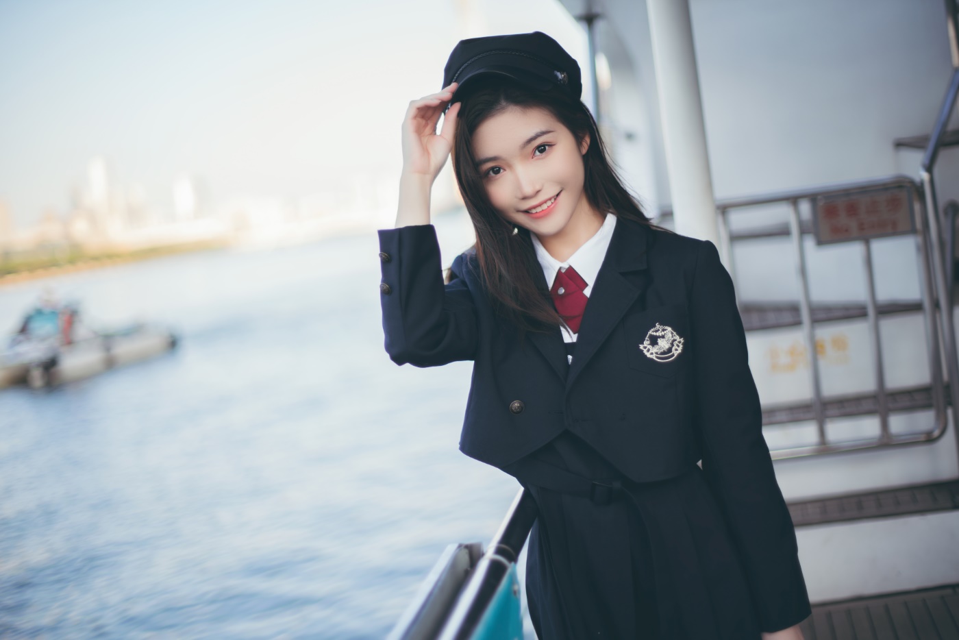 [YITUYU艺图语] 2022.06.10 水上巴士逆光JK 诚信肥宅seiya [30P/581MB]