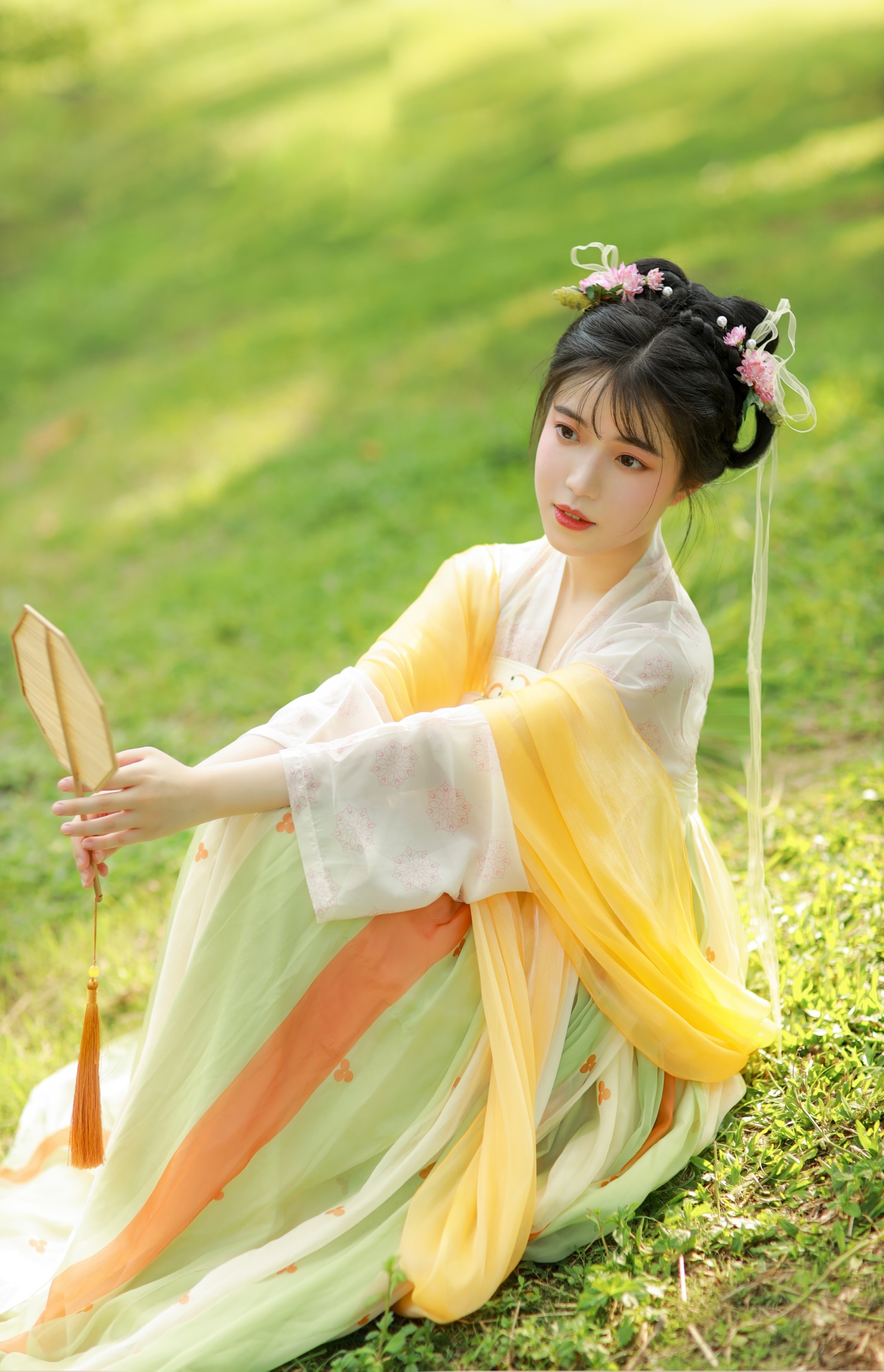 [YITUYU艺图语] 2022.06.11 夏日少女 我超白_ [27P/325MB]