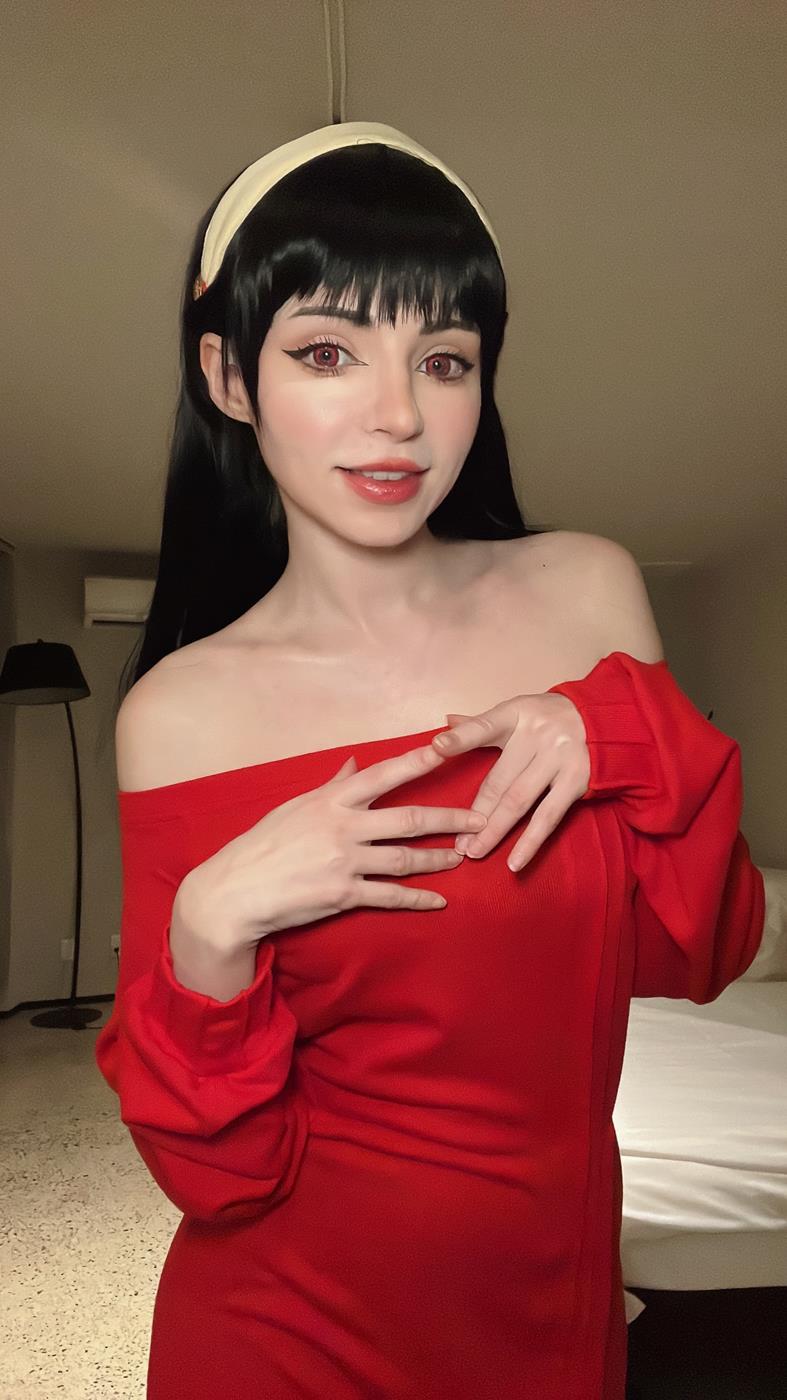 Peach milky - Yor Forger Red Sweater[38P/118MB]